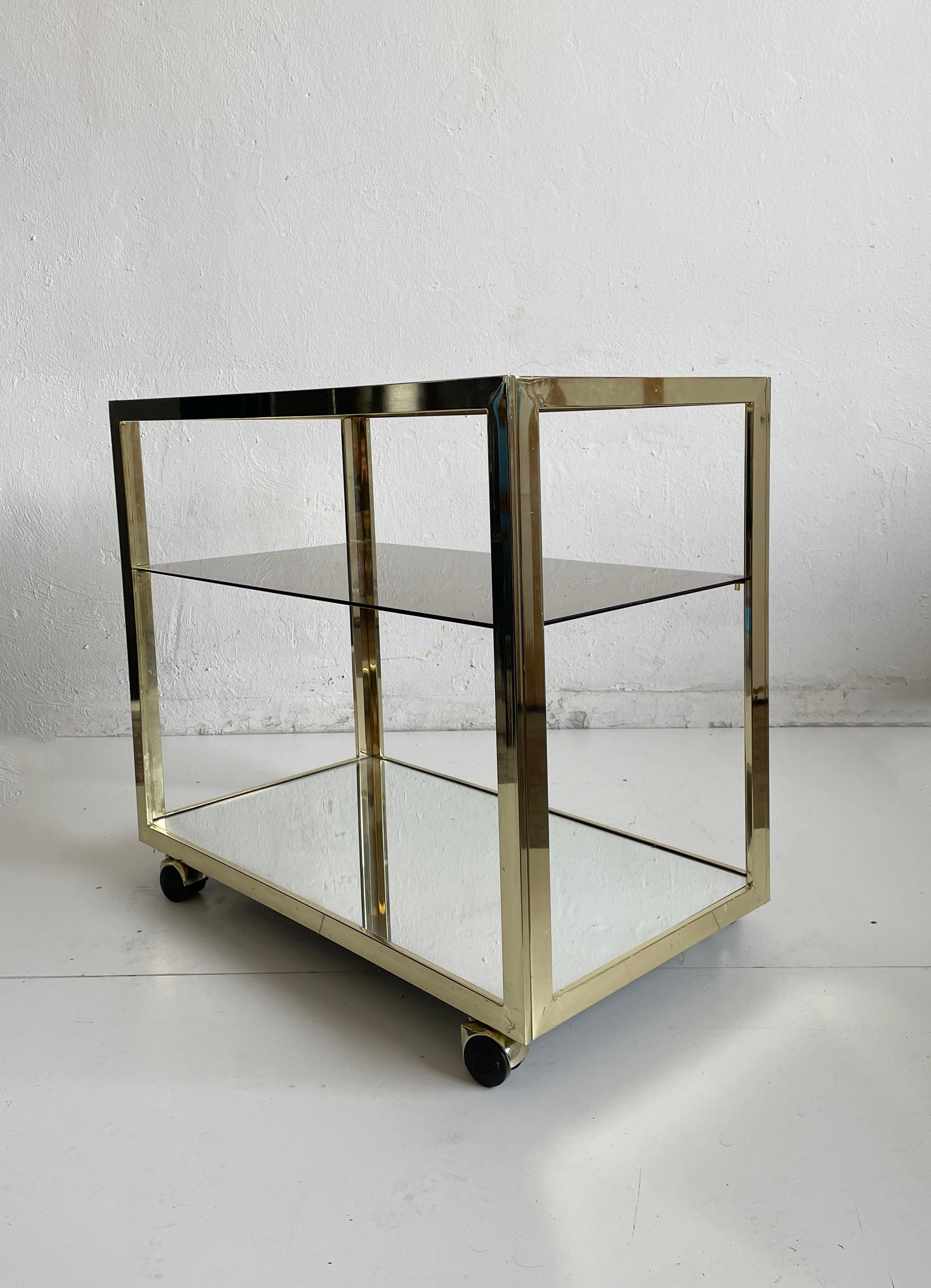 European Minimalist Bar Service Trolley, Brass and Glass, 1970s  For Sale
