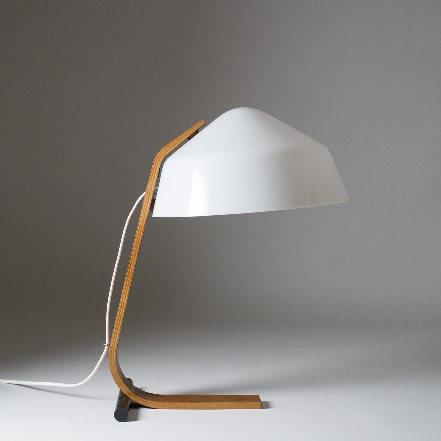 Minimalist Bent Wood Table Lamp, 1960s For Sale 5