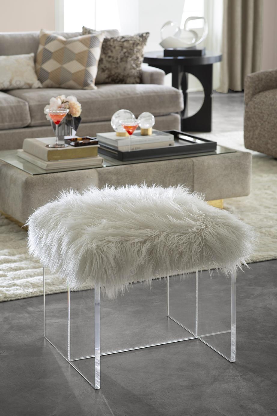 Tapis berbère minimaliste de Bohème à poils bas en laine ivoire noué à la main en vente 2