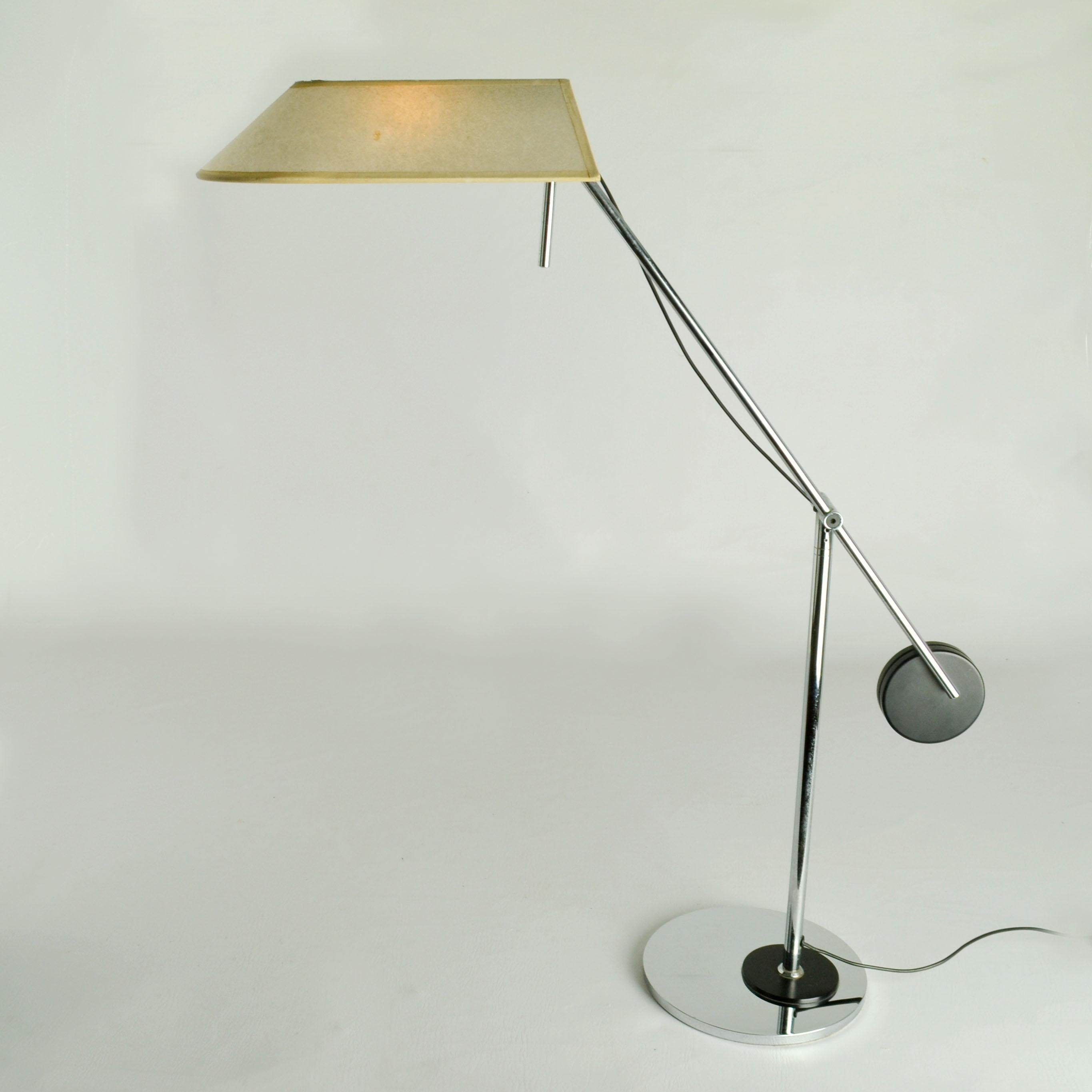 Mid-Century Modern Minimalist Black and Chrome Table Lamp, Counter Balance Swiss 1970's For Sale