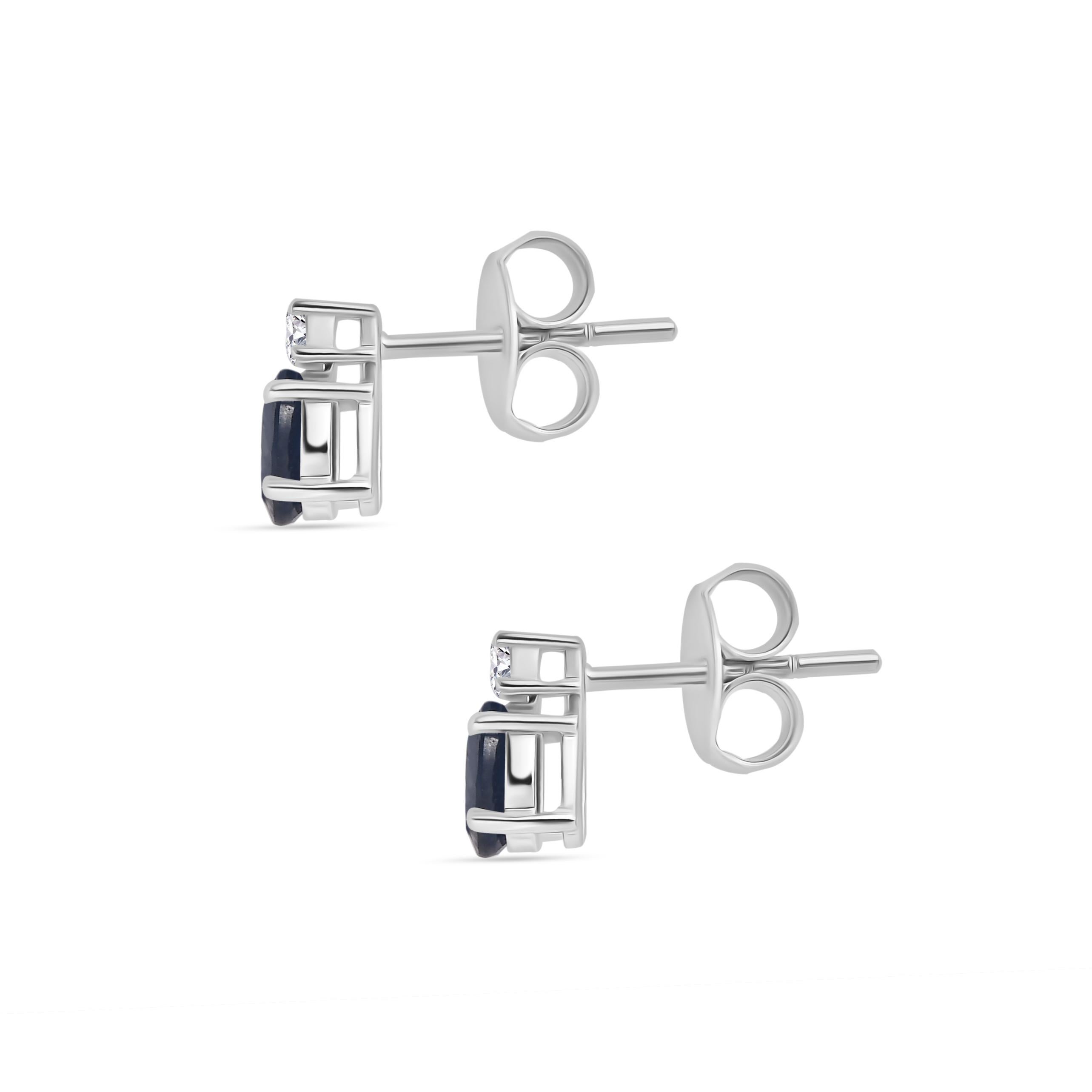Orecchini minimalisti con diamante e zaffiro blu, regalo per lei in oro bianco 14k in vendita 1