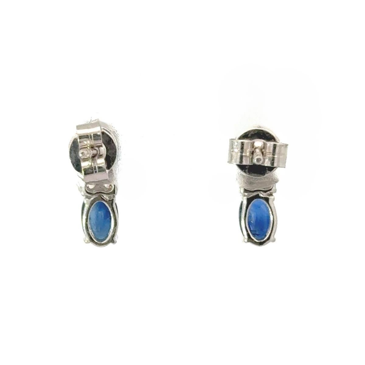 Minimalist Blue Sapphire & Zirconia Studs Earring for Christmas Gift in Silver For Sale 5