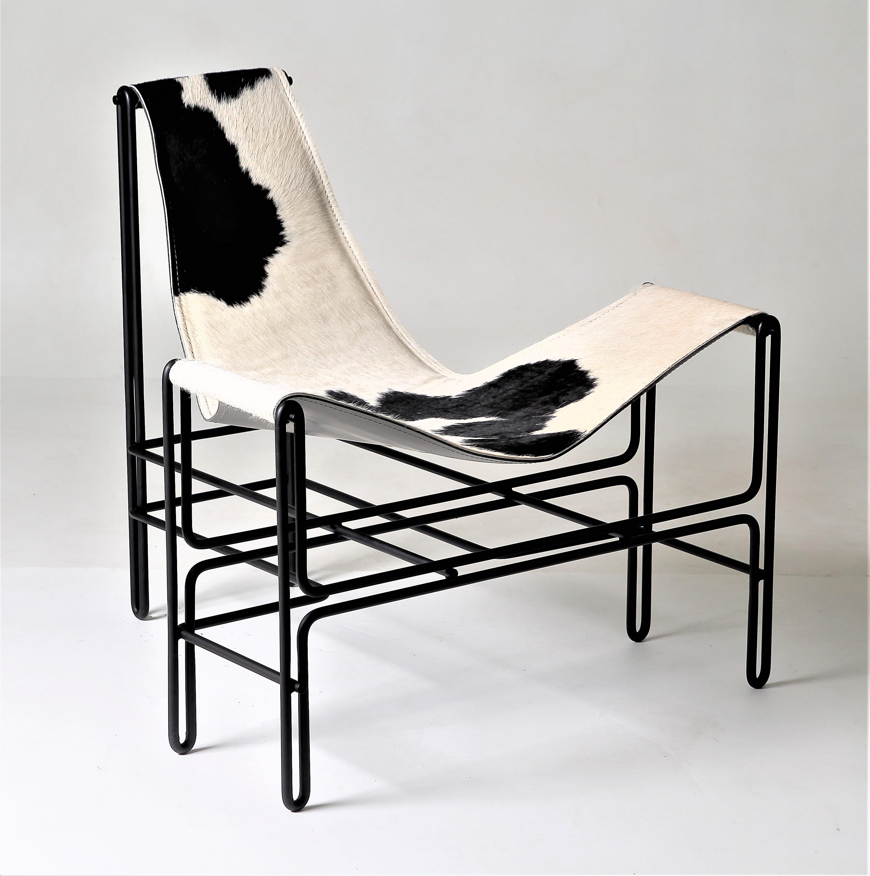 Leather Minimalist Brazilian Armchair ´Bia´ by Samuel Lamas  For Sale