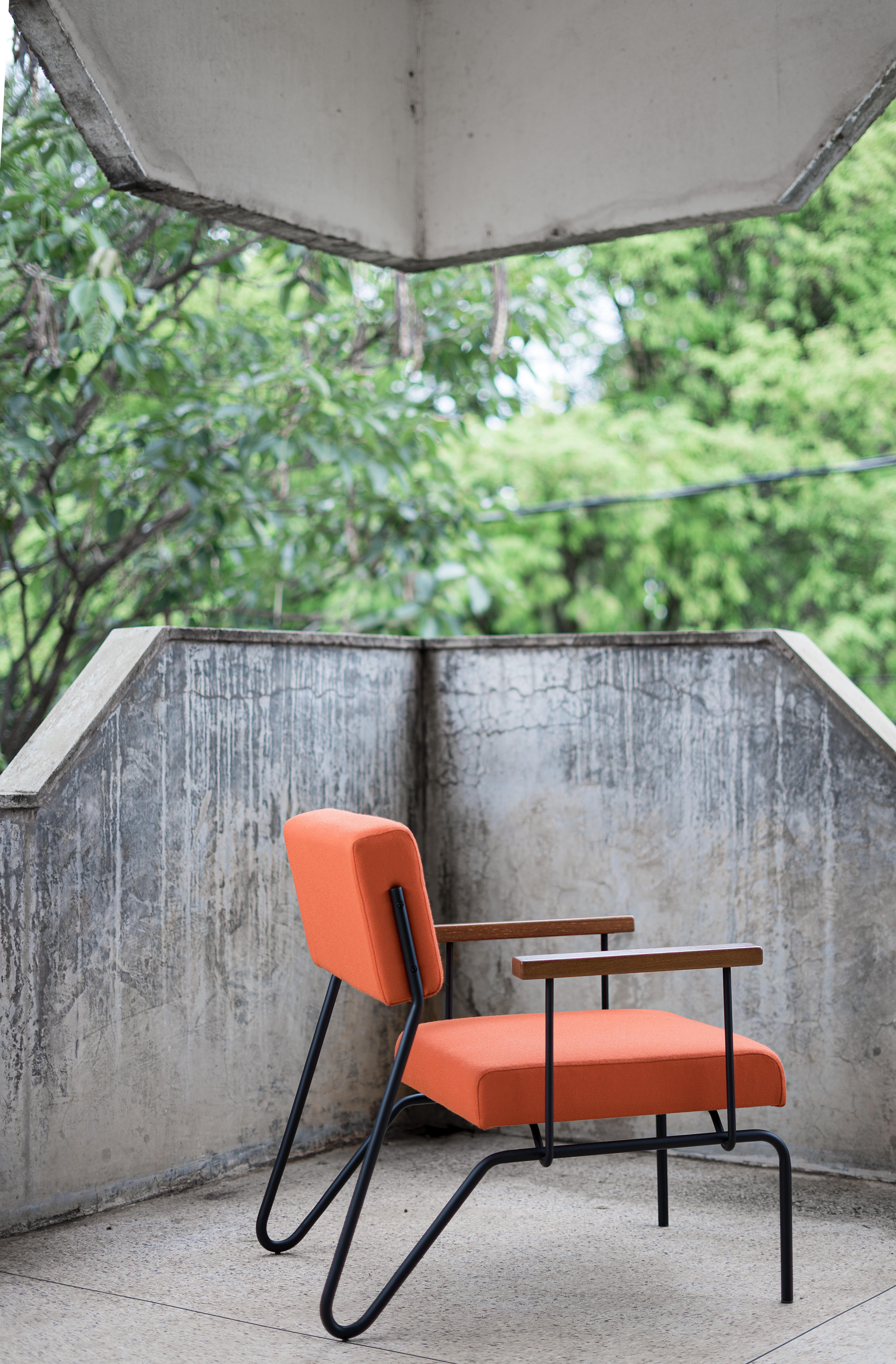 Brésilien Fauteuil brésilien minimalisteandra de Samuel Lamas en vente