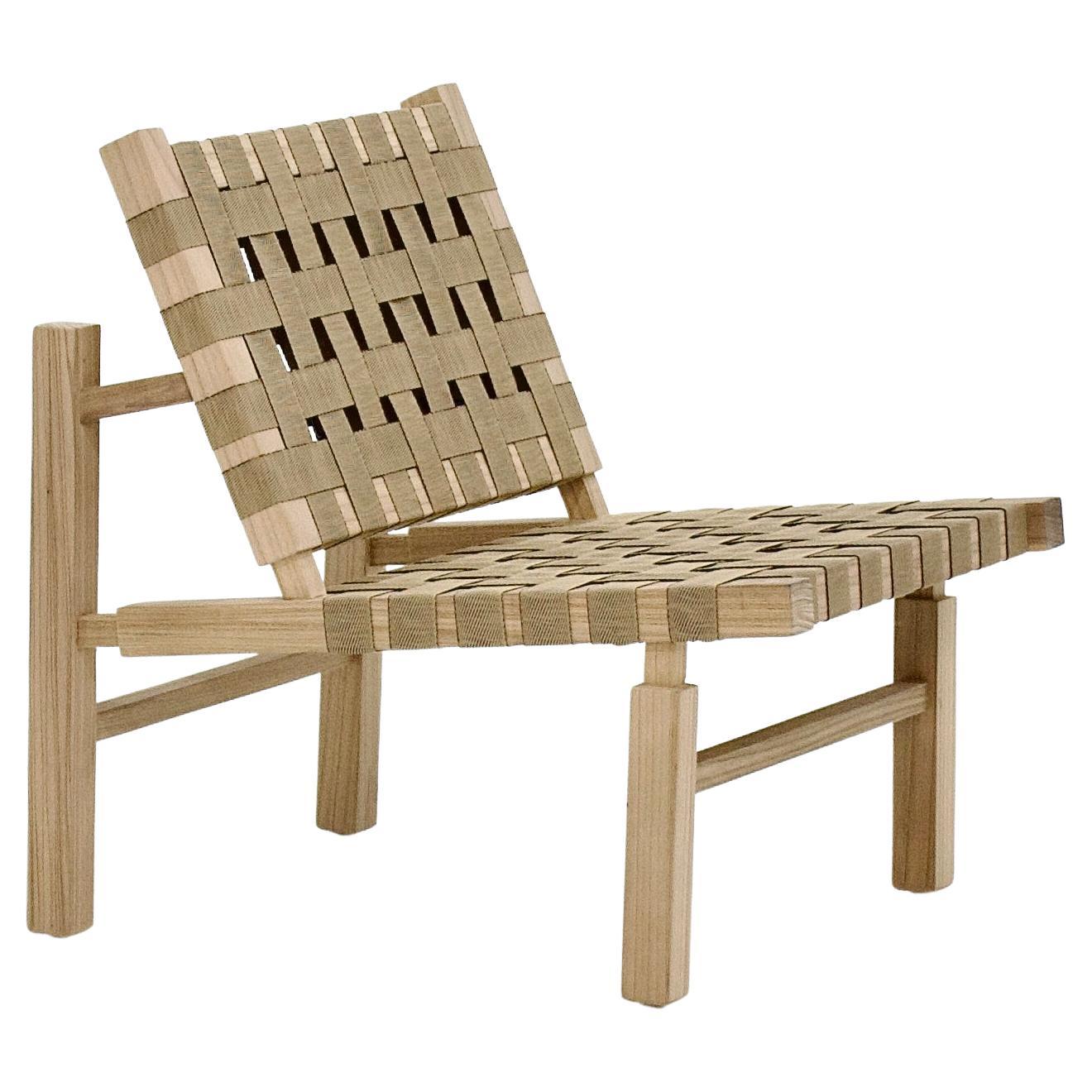 Fauteuil brésilien minimaliste Valentina en bois massif de Samuel Lamas