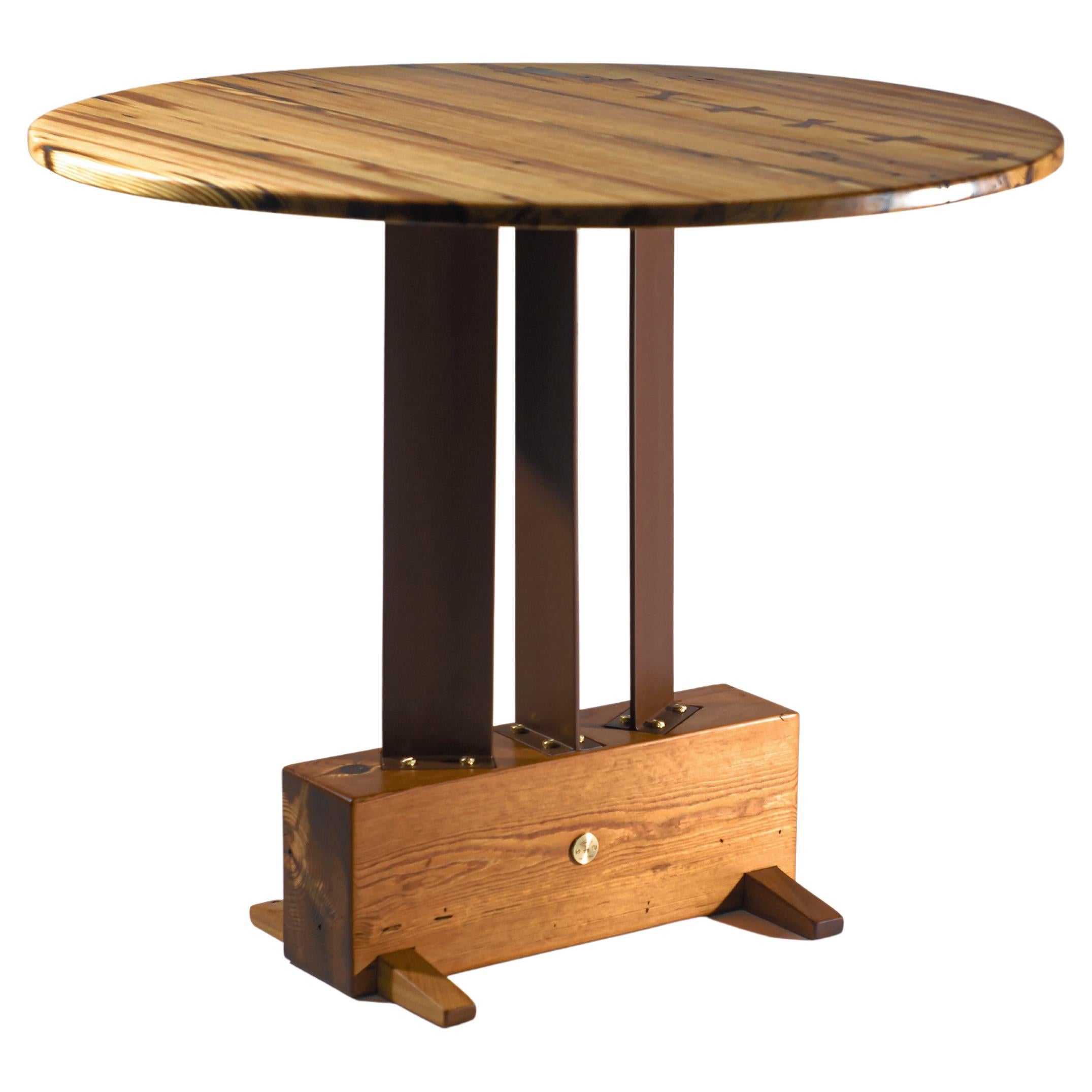 Minimalist Brazilian Handcrafted Table "Gia" by Dimitrih Correa For Sale