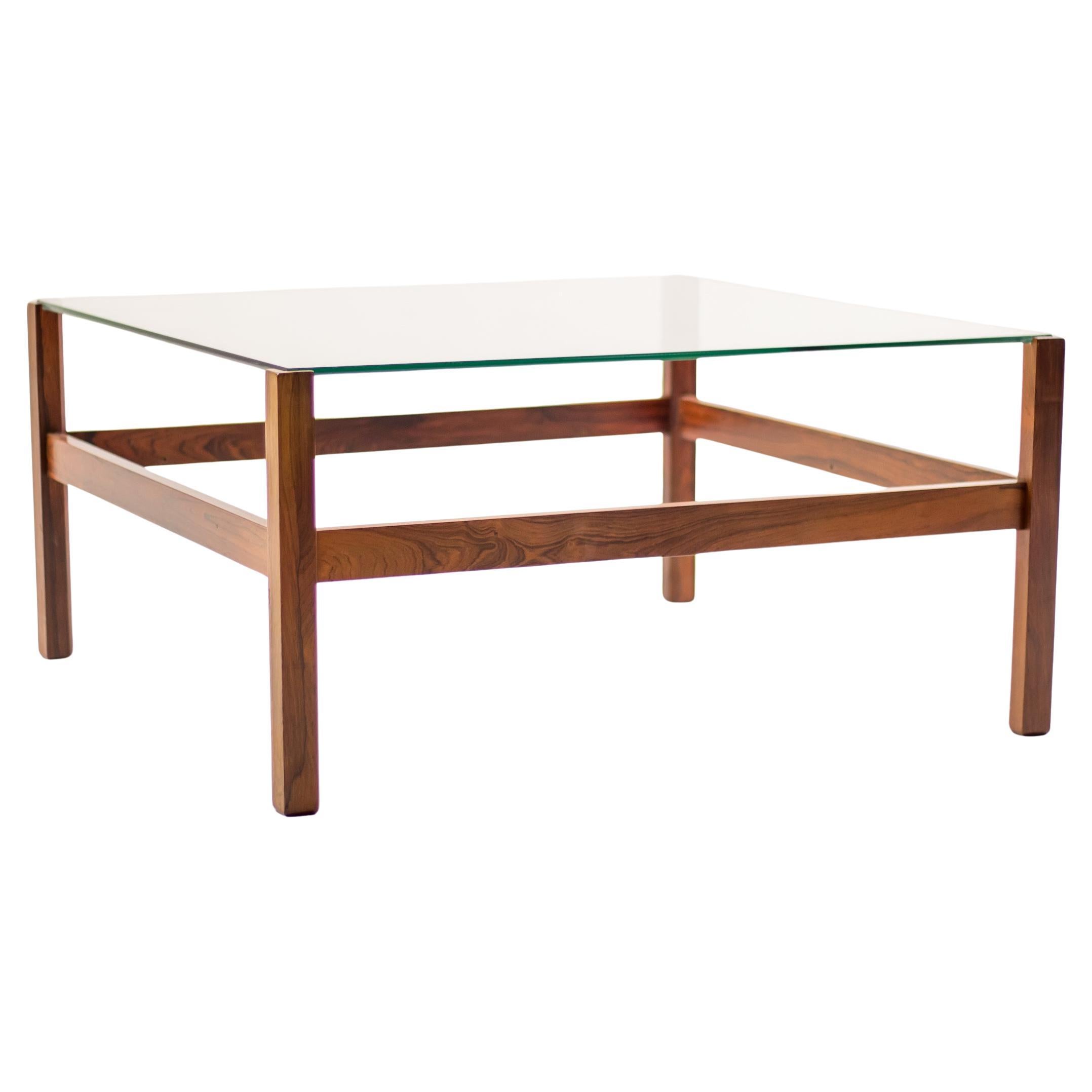 Minimalistischer Couchtisch aus brasilianischem Palisanderholz Mid Century Modern