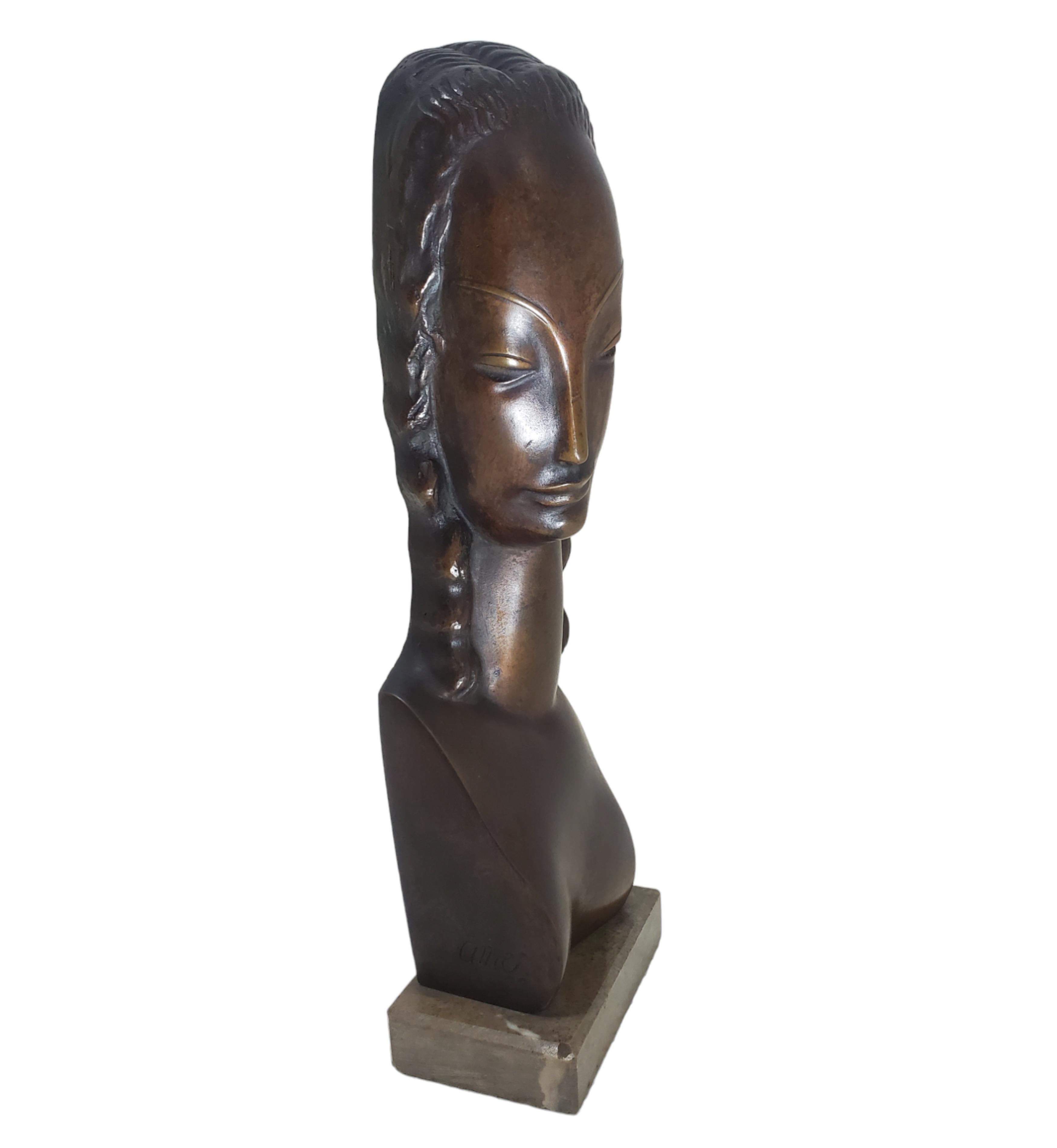Jugendstil  Minimalist bronze sculpture / portrait / bust of a woman by Adam Antes  For Sale