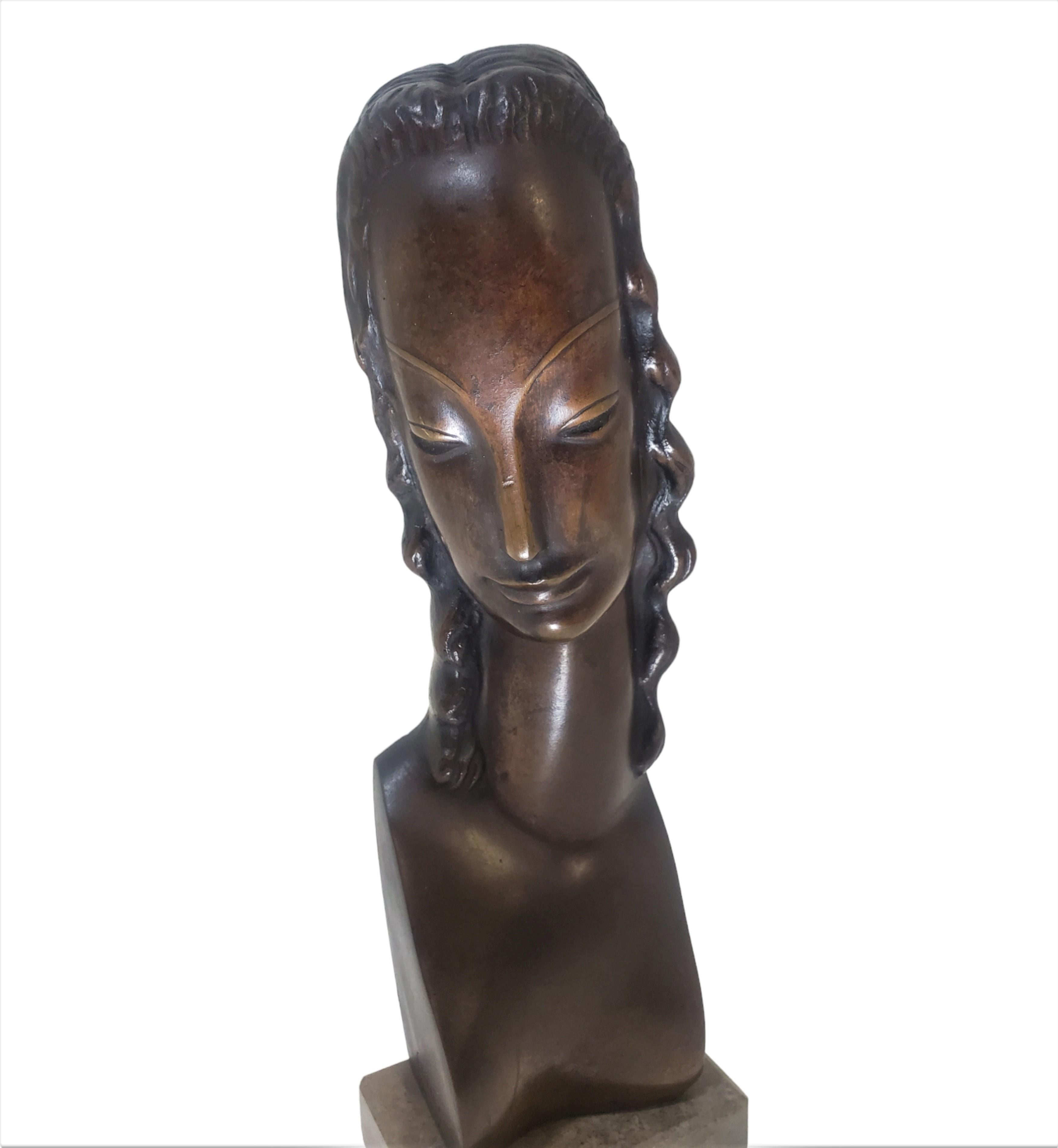  Minimalist bronze sculpture / portrait / bust of a woman by Adam Antes  In Good Condition For Sale In New York City, NY