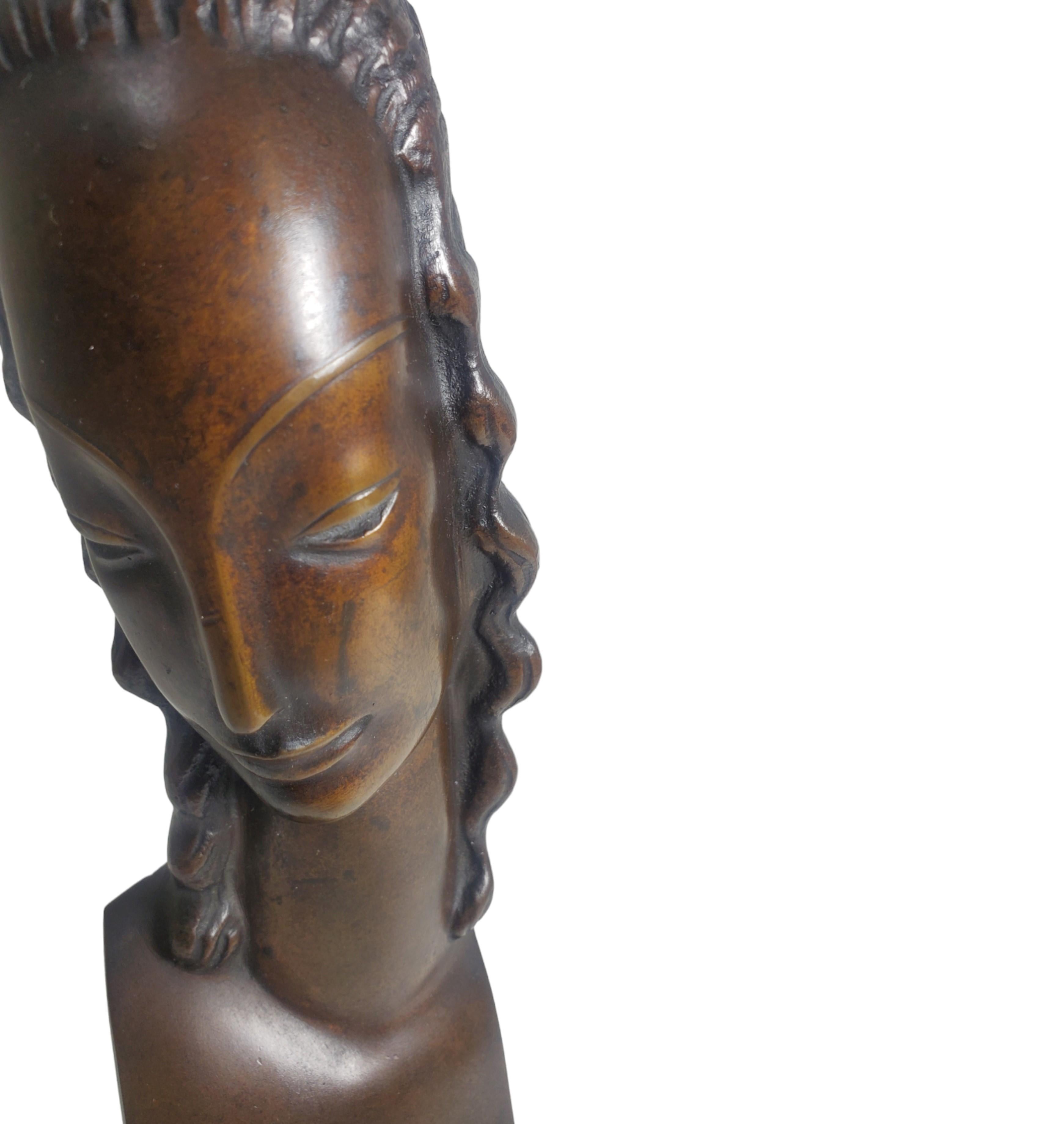 Scultura minimalista in bronzo / ritratto / busto di donna di Adams Antes in vendita 1