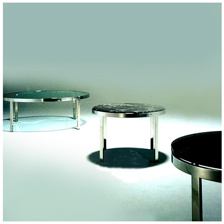 Table basse minimaliste Brueton en acier inoxydable poli et granit Bon état - En vente à Dallas, TX