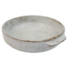 Minimalist ceramic Vide-Poche by Alexandre Kostansda Vallauris Circa 1950