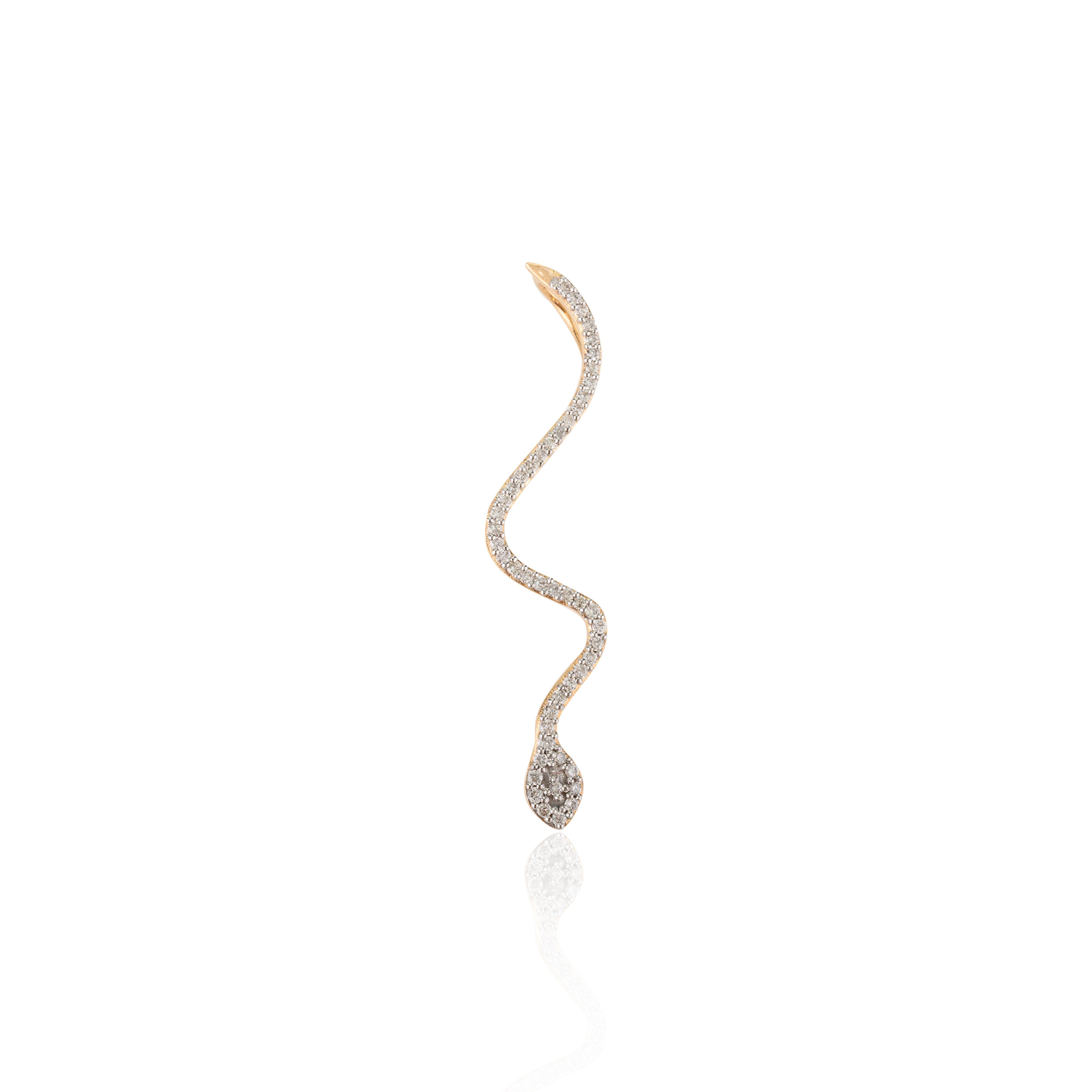 Women's Minimalist Certified Diamond Serpent Snake 18k Yellow Gold Pendant Necklace For Sale