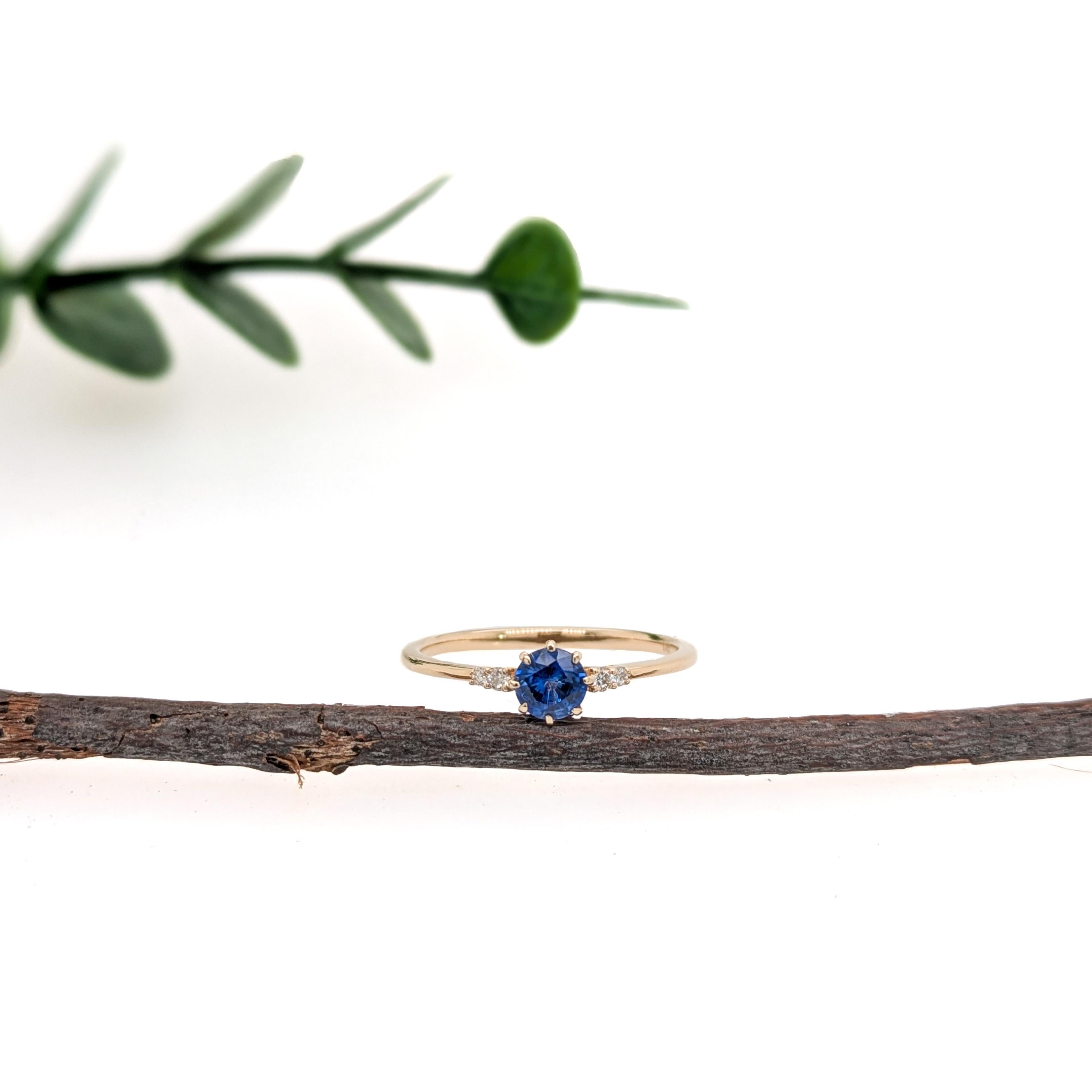 Art Déco Anello minimalista con zaffiro di Ceylon e diamanti naturali in oro massiccio 14K  Tondo da 5 mm in vendita