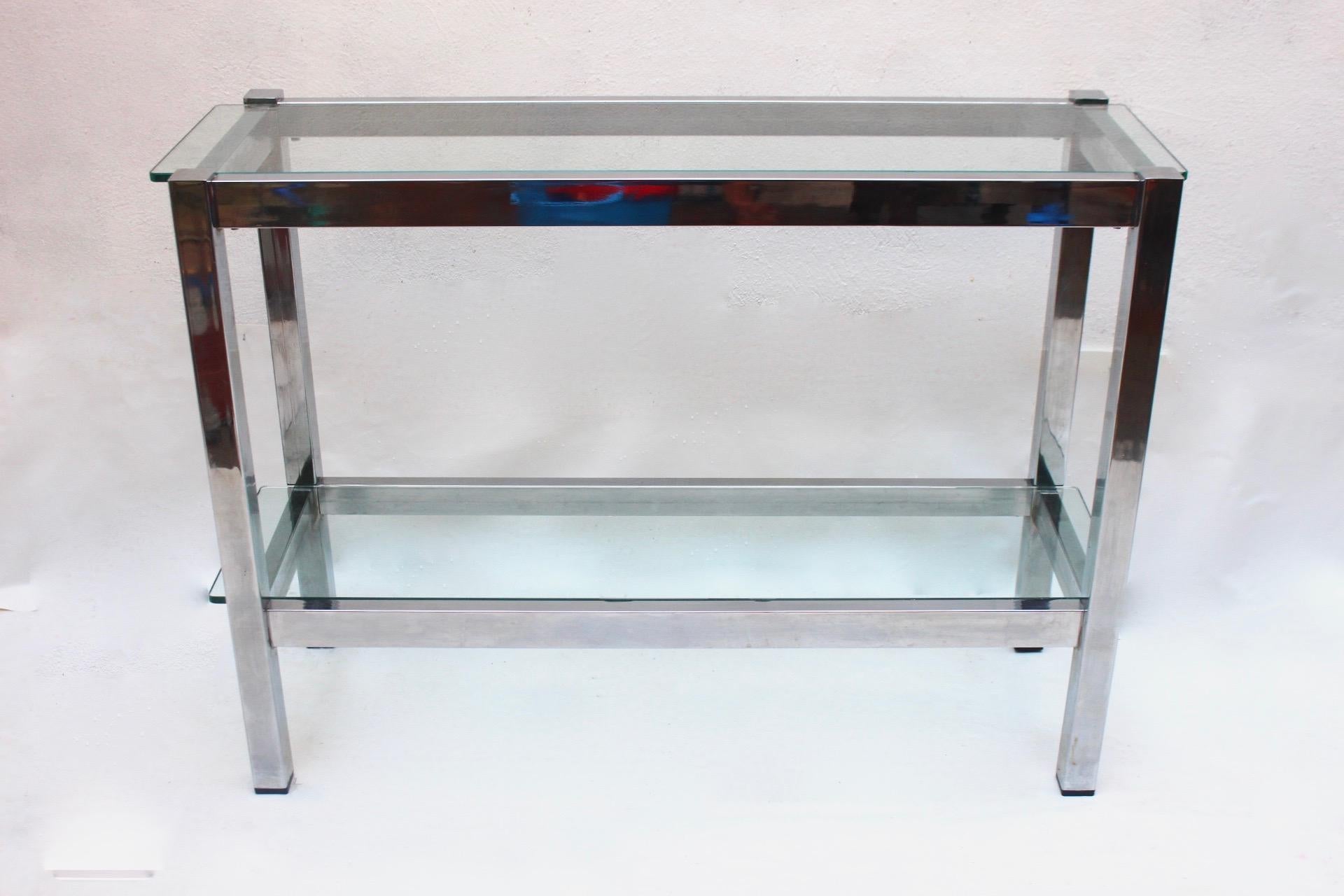 Minimalist Chrome 2-Tiered Glass Console Table, Italy, 1970s In Good Condition For Sale In Valencia, Valencia