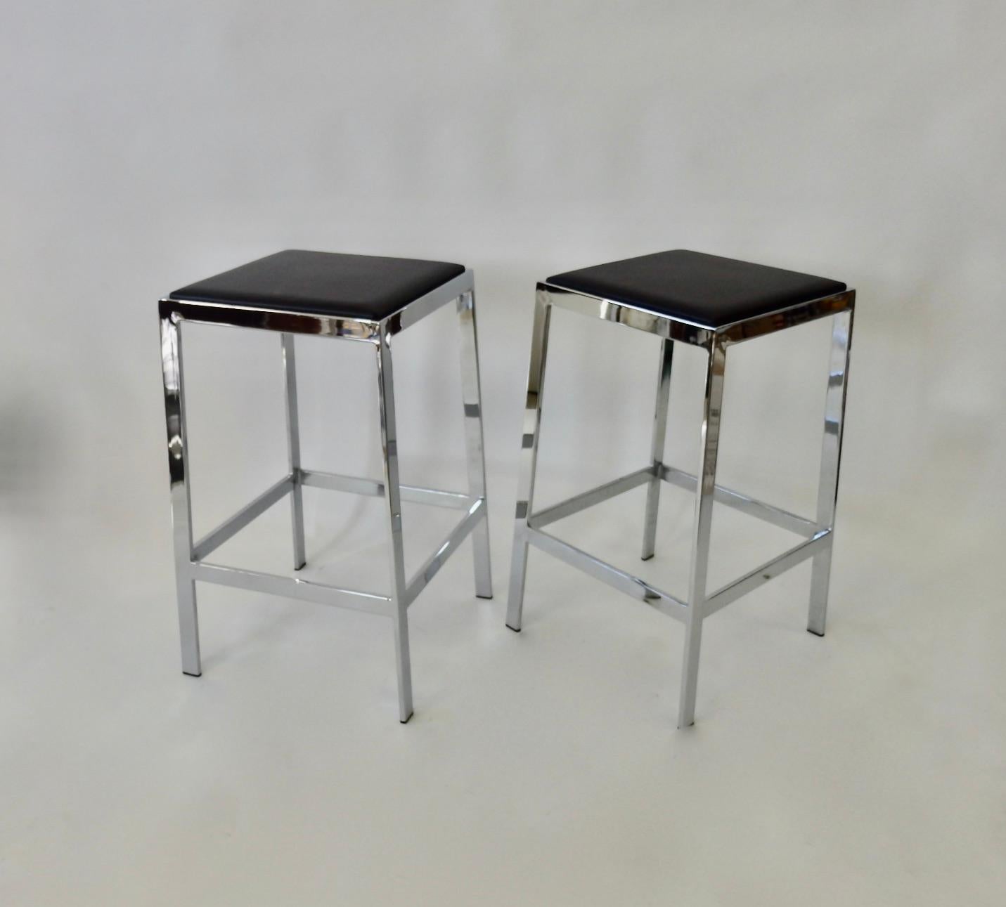 minimalist bar stools