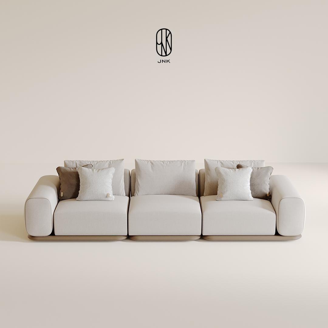 Confort minimalista: El moderno diseño del sofá Stride de JNK Turco en venta