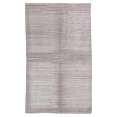 Minimalist Contemporary Tibetan Wool Rug in Soft Silver Gray