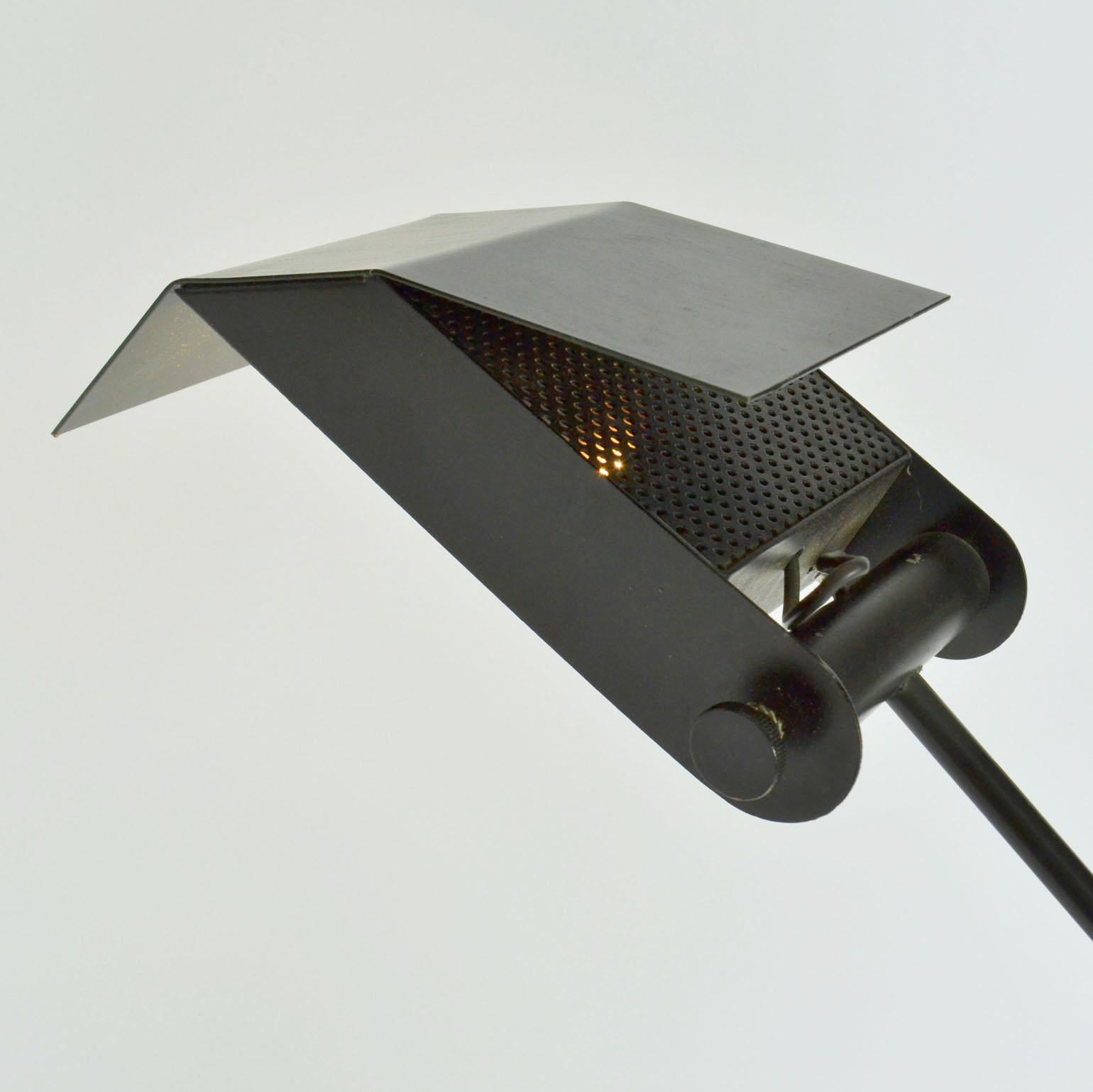 Mid-20th Century Minimalist Counterbalance Black Floor Lamp Attributed to Swiss Baltensweiler For Sale