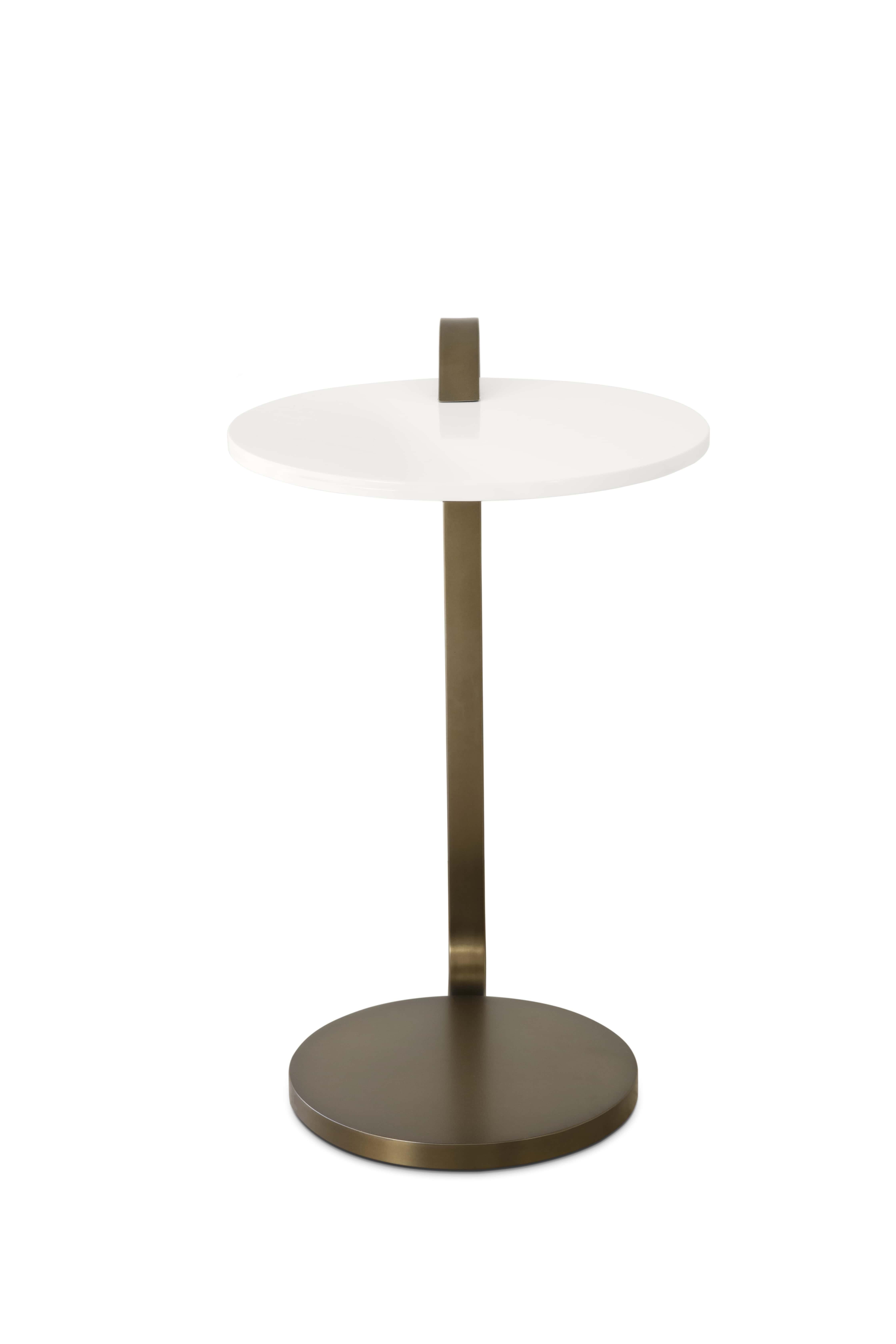 Modern Minimalist Cream Glossy Lacquer Cutty Side Table by Caffe Latte For Sale