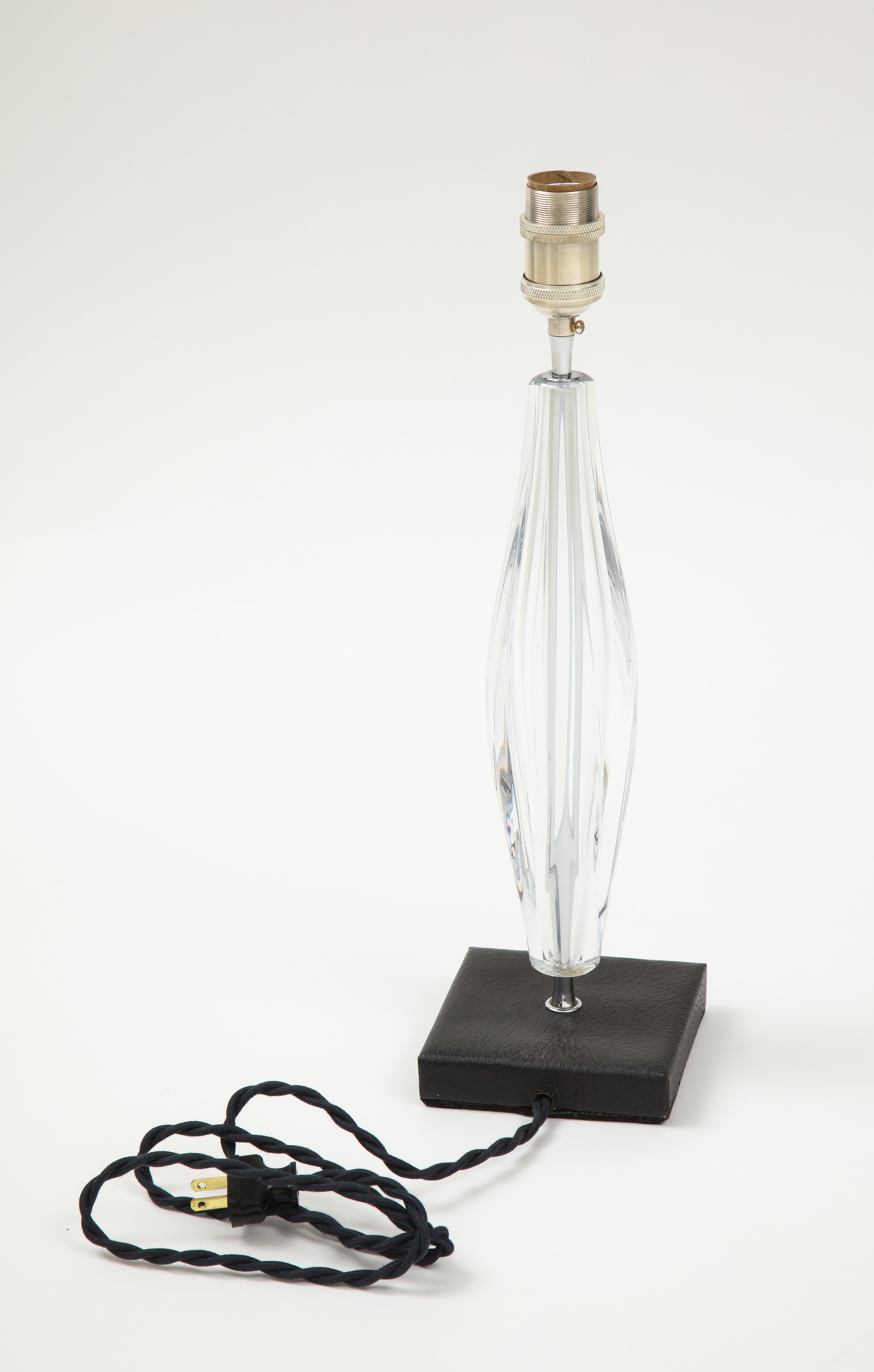 Lampe de bureau minimaliste en cristal de Daum Nancy, France, années 1960 en vente 1