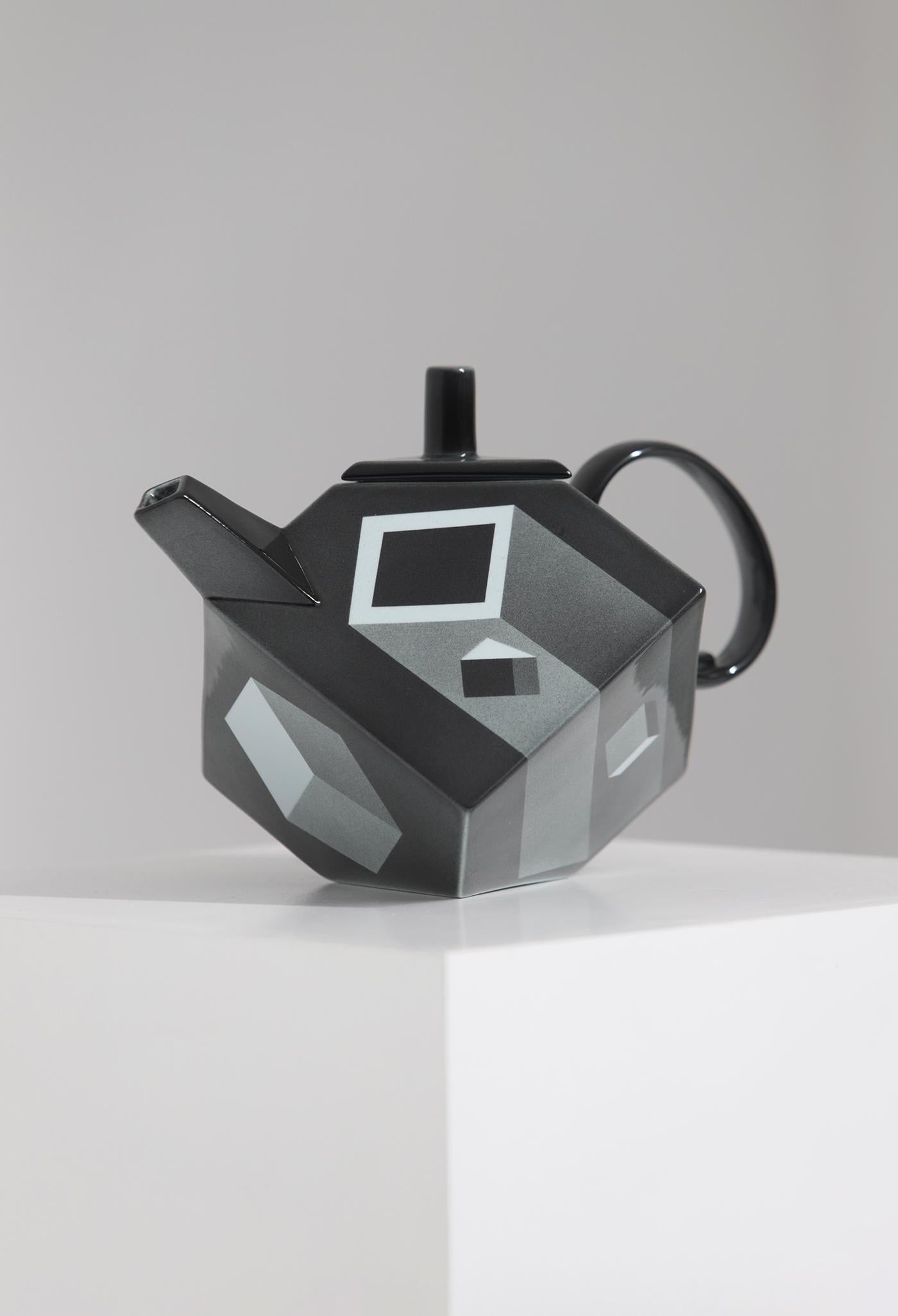 Minimalist 'Cube' Teapot by Rolf Sinnemark for Rörstrand, Sweden 1986 In Good Condition For Sale In Antwerpen, Antwerp