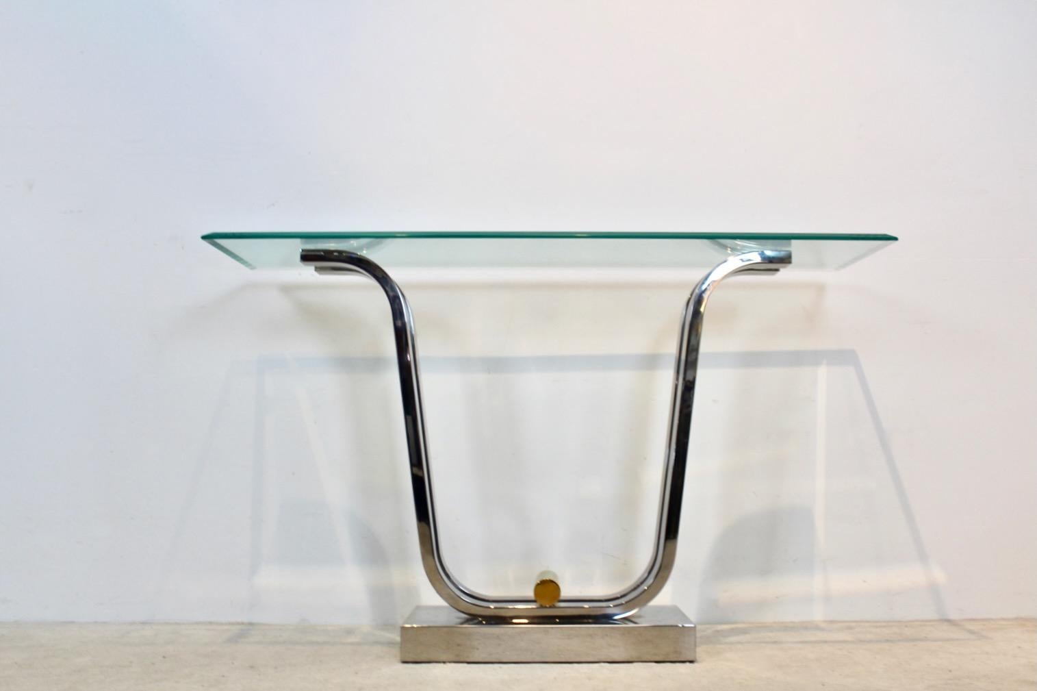 Minimalistischer Konsolentisch aus geschwungenem Edelstahl, Messing und Glas im Angebot 6
