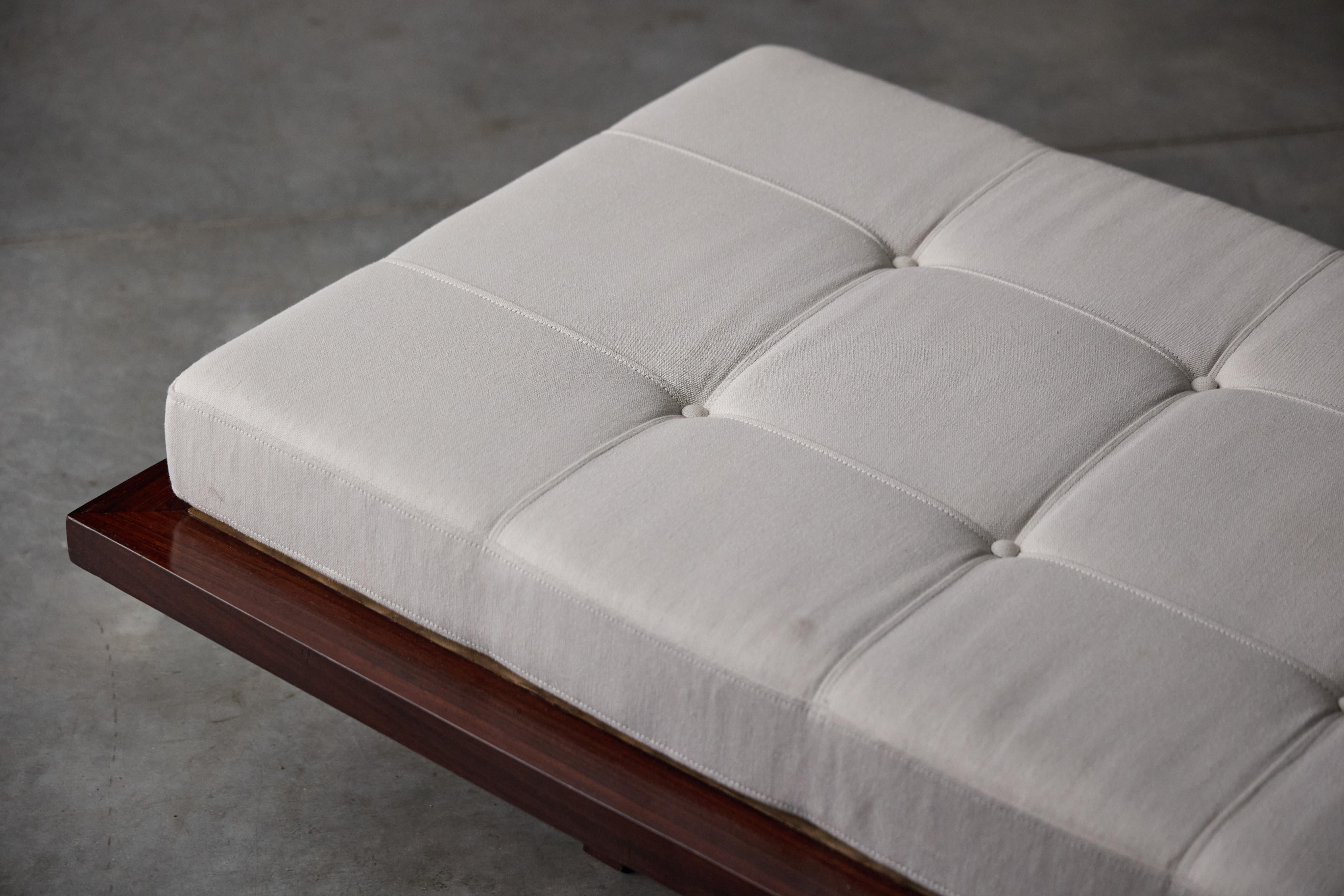 Sofá-cama minimalista de Jorge Zalszupin, Brasil, años 60 en venta 3