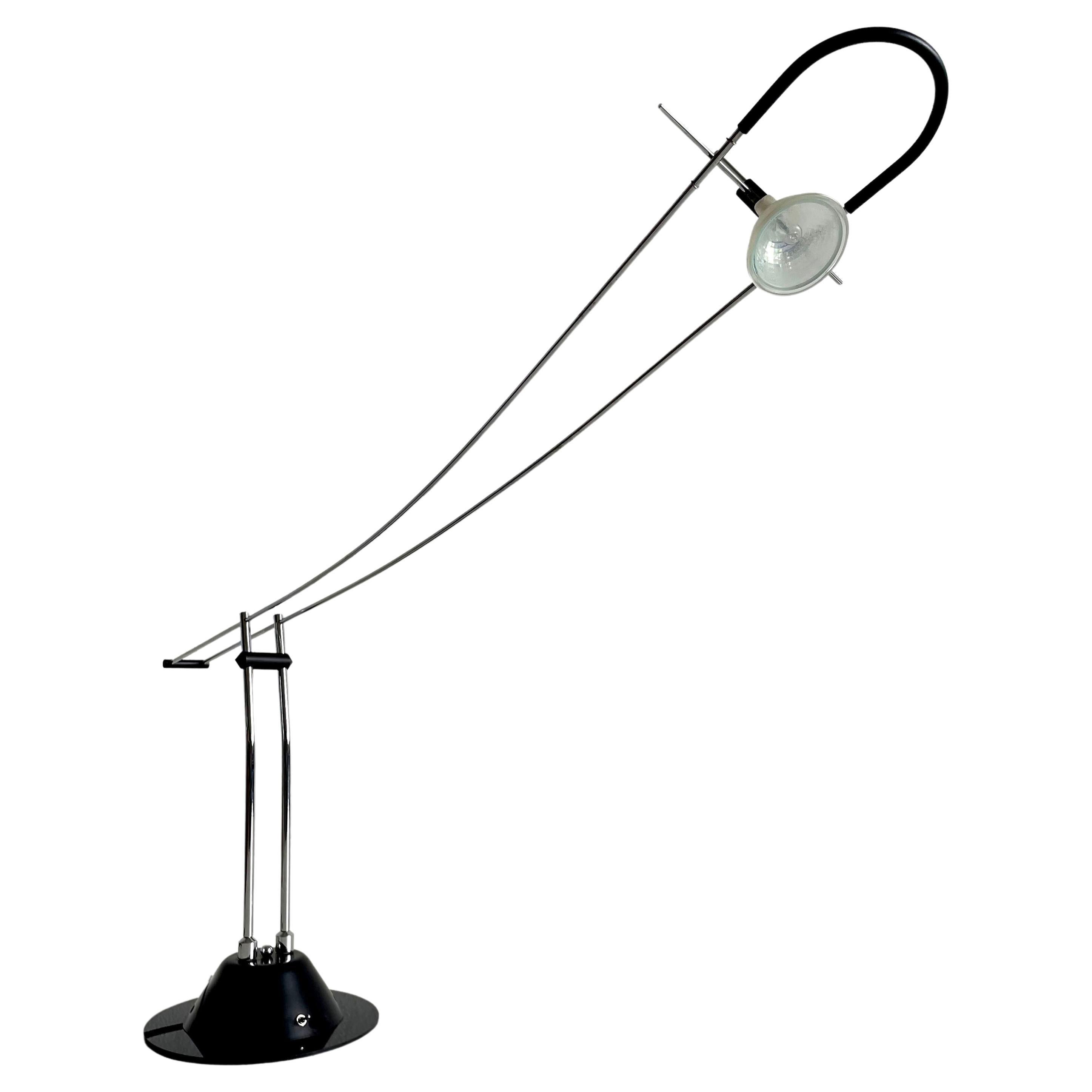 Minimalistische Design-Halogen-Schreibtischlampe, Schreibtischlampe, Architektenlampe, 1990er Jahre