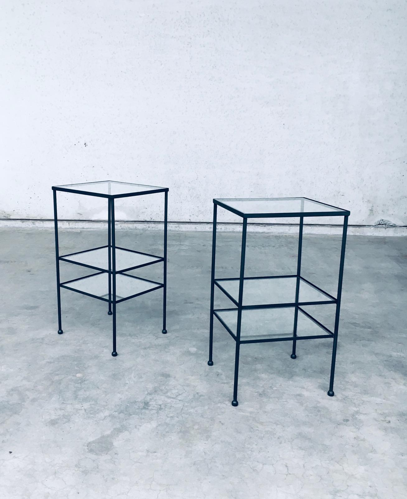 Juego de Mesa Auxiliar Alta de Tres Piezas de Diseño Minimalista, Bélgica Años 60 en venta 1