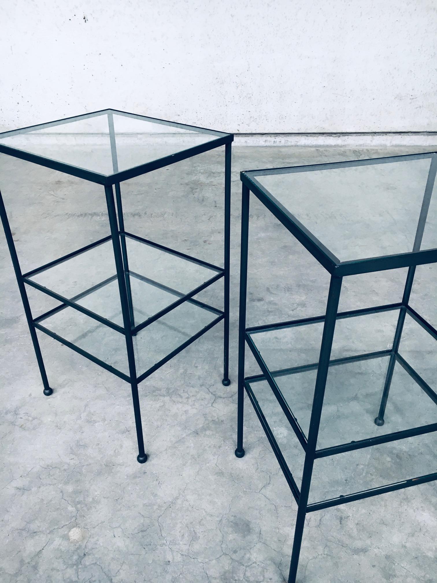 Juego de Mesa Auxiliar Alta de Tres Piezas de Diseño Minimalista, Bélgica Años 60 en venta 2