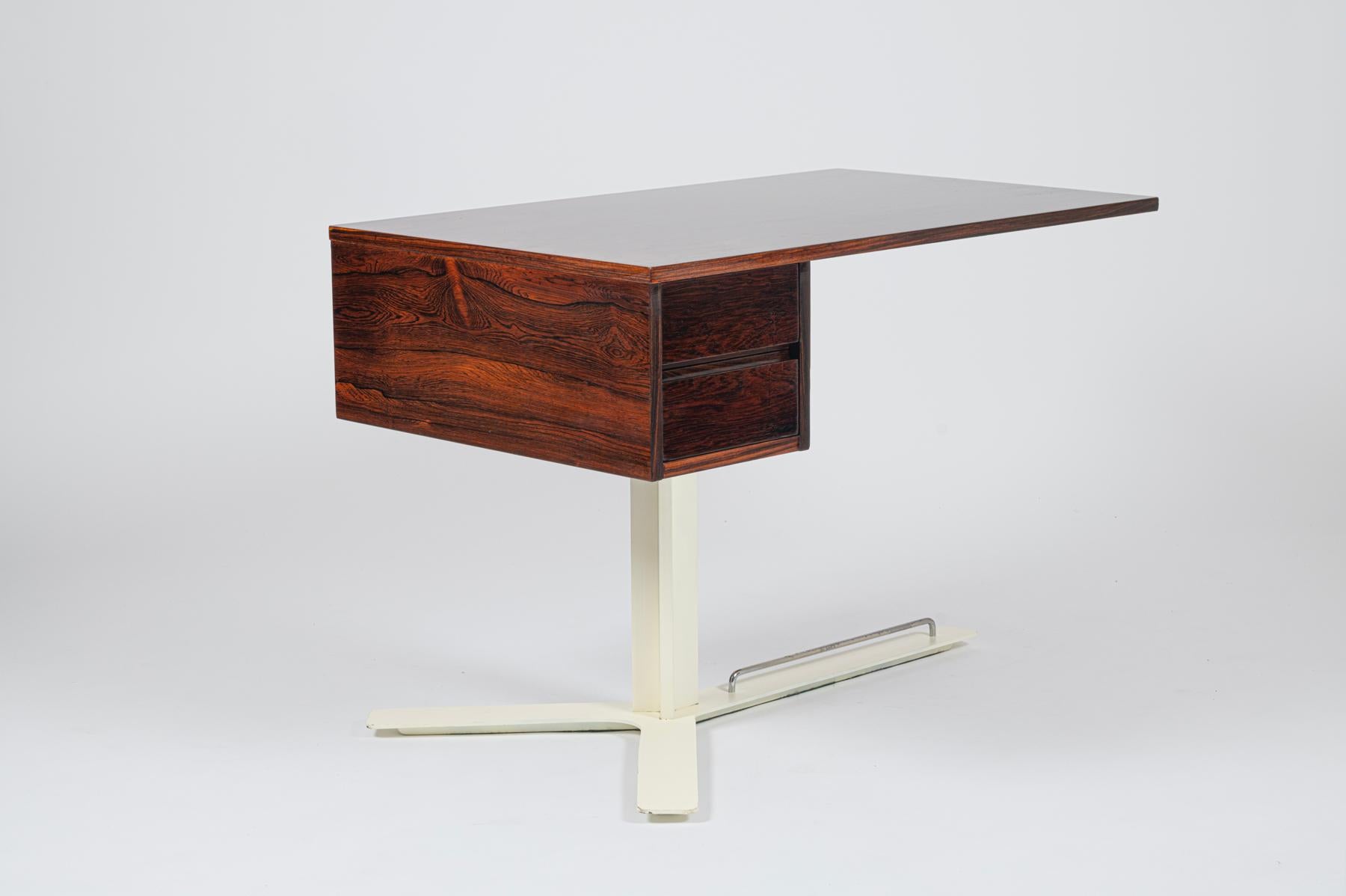 Mid-20th Century Minimalist Desk Produced by Sormani c1960 For Sale