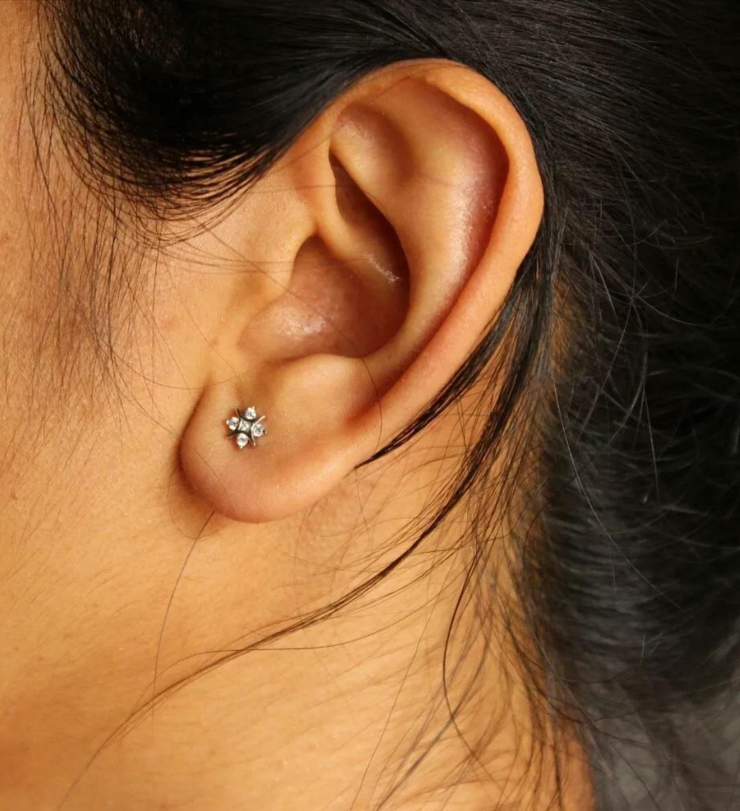 Art Deco Minimalist Diamond Body Piercing 14k Solid Gold Nose Ear Piercing Jewelry Gift. For Sale