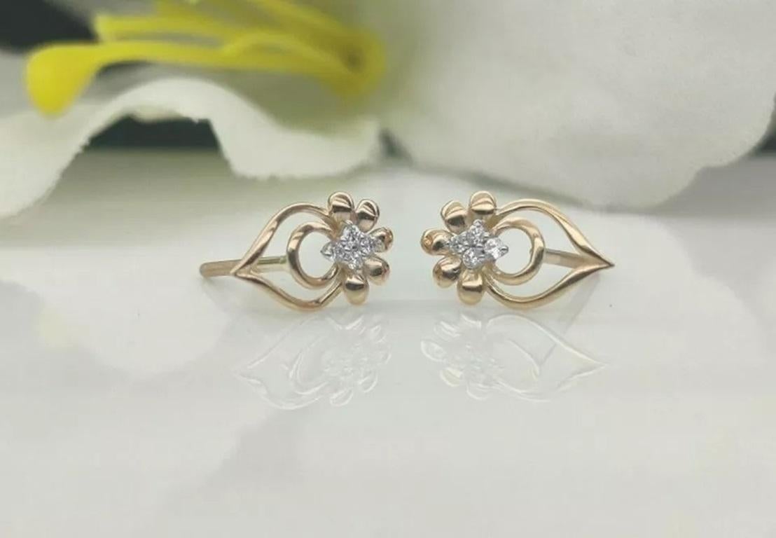 Minimalist Diamond Earring 14k Solid Gold Designer Jewelry Anniversary Gift.
Light weight can be worn everyday

Additional information:
Condition: New with tags: A brand-new, unused, and unworn item (including handmade items) in the original