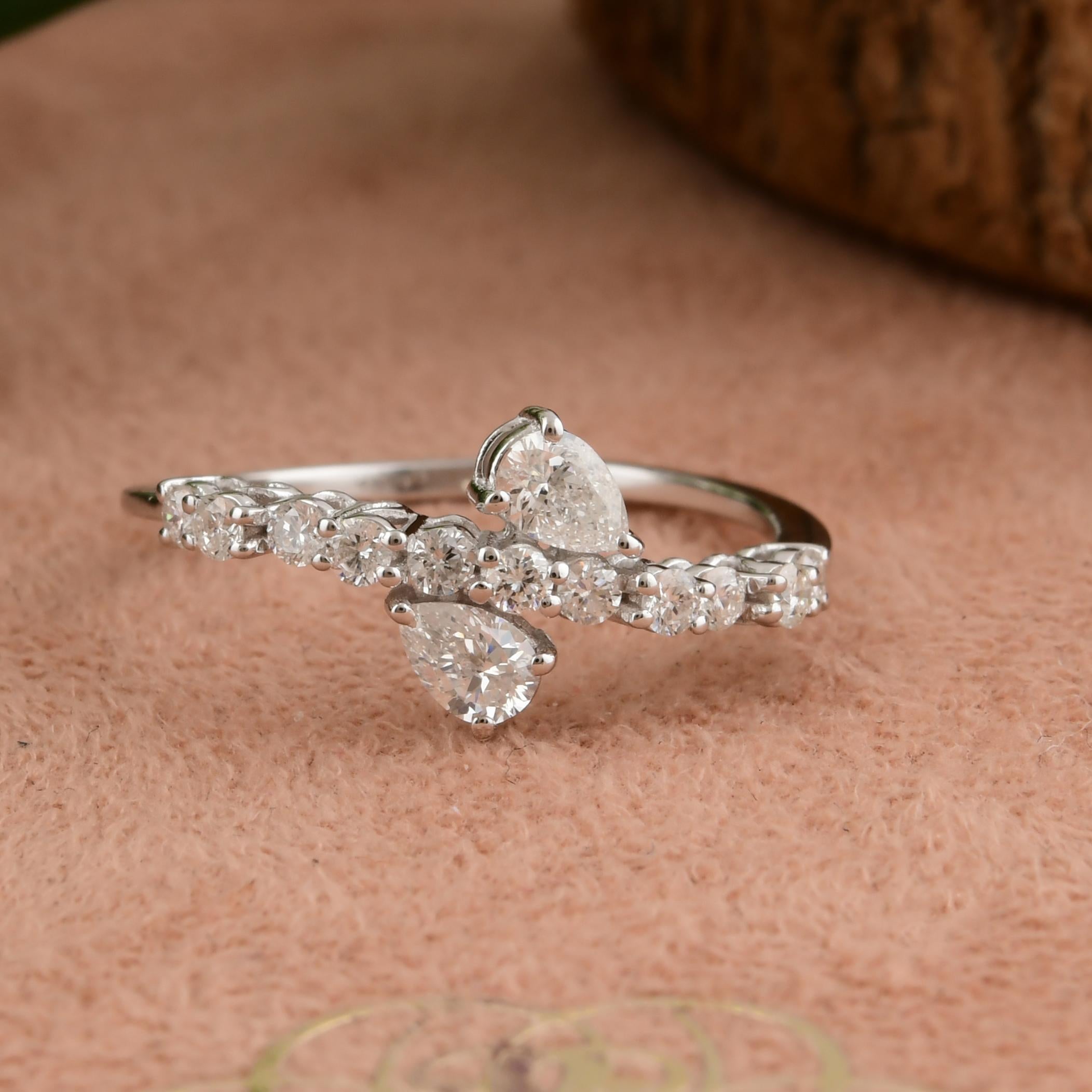 For Sale:  Minimalist Diamond Ring with Mixed Cut in 18k Solid Gold Fine Jewelry 3