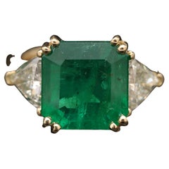 Art Deco 5 CT Certified Natural Emerald and Diamond Engagement Ring in 18K Gold