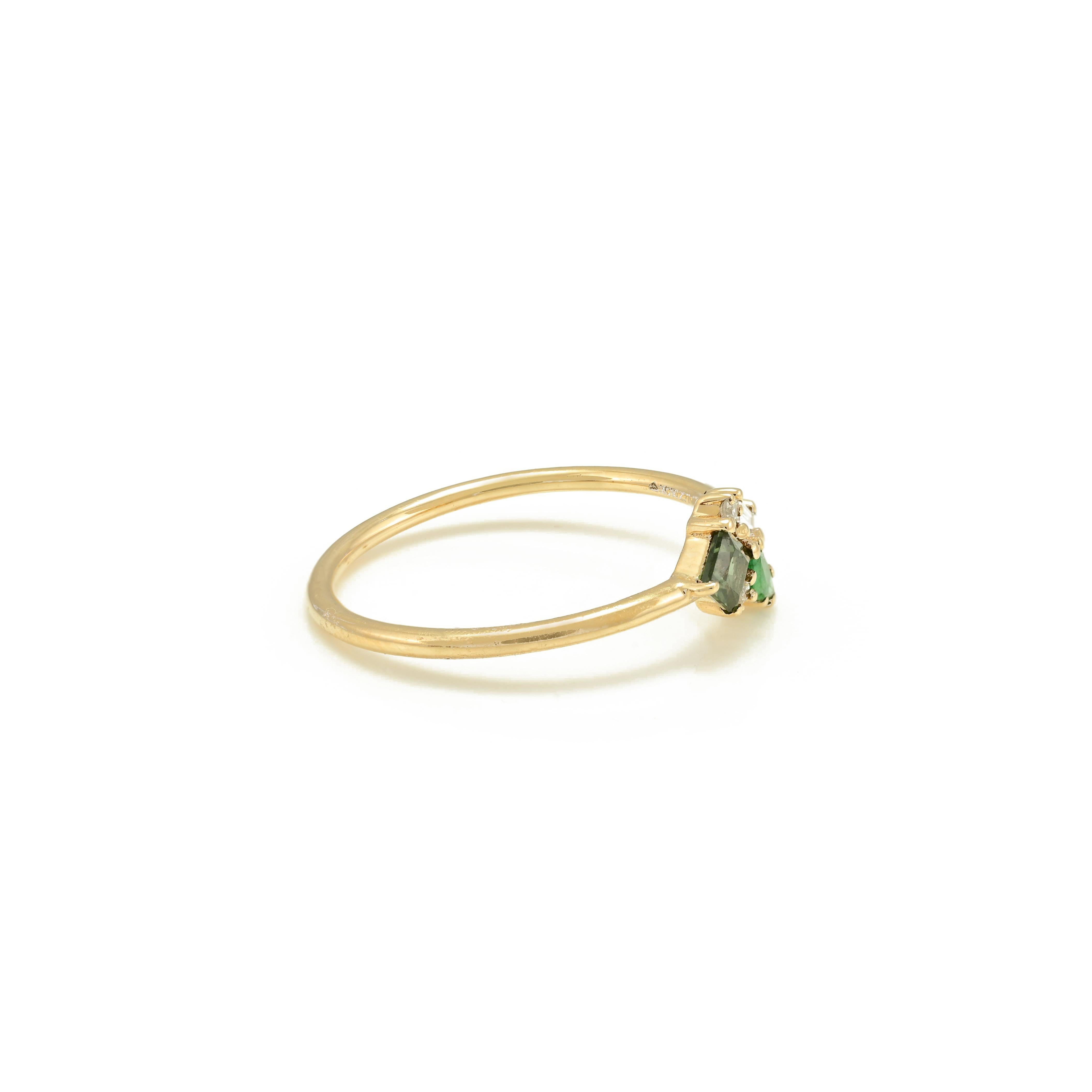 For Sale:  Minimalist Multi Color Gemstone Cluster Ring in 18k Solid Yellow Gold 7