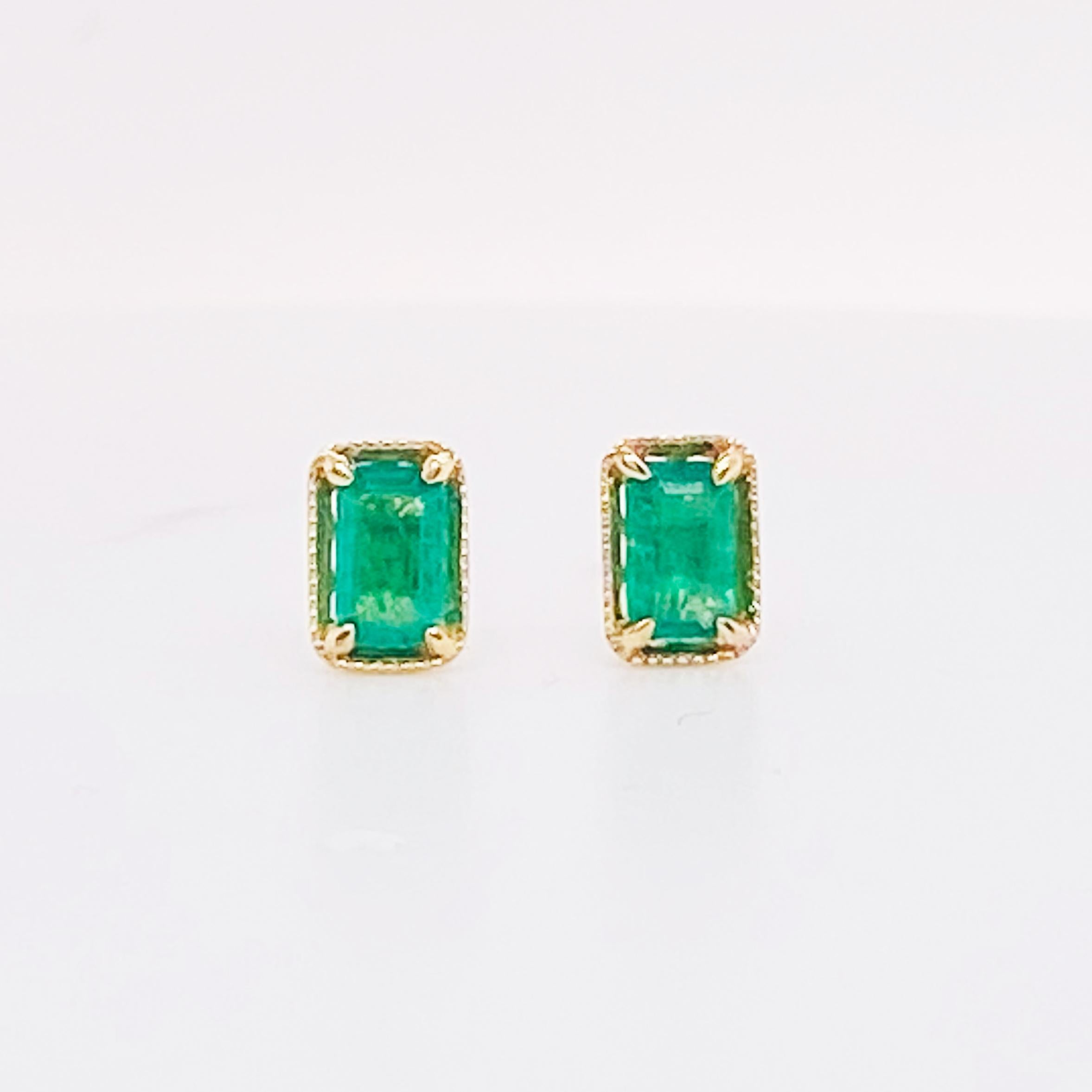 When you want post earring that POP with color these green emeralds are a must. The are small at .55 carat total weight but perfect for multiple earring party and paired with other stud or hoop earrings.
Material: 14K Gold
Emerald Weight: .55