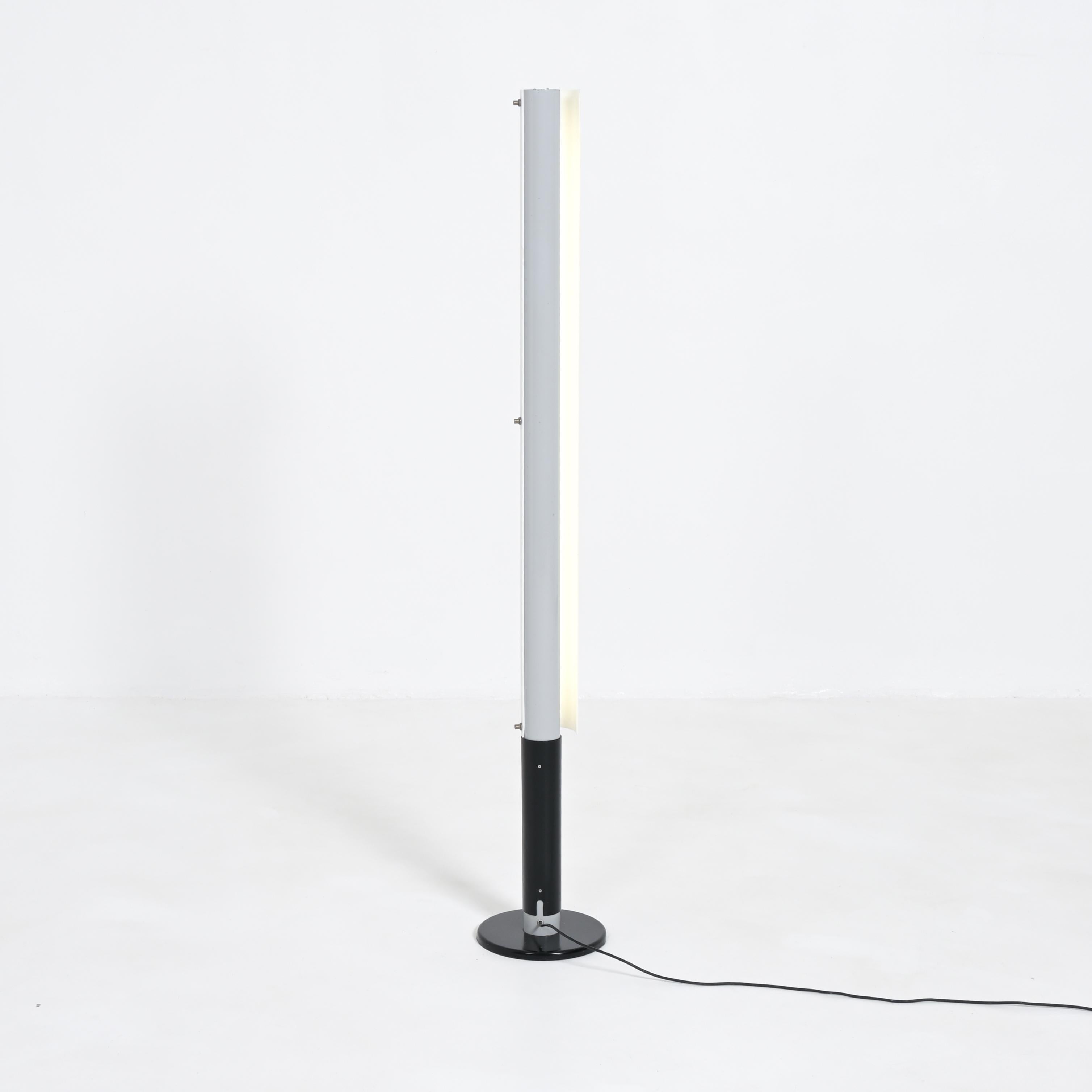 Lámpara de pie minimalista de Johan Niegeman para Artiforte en venta 6
