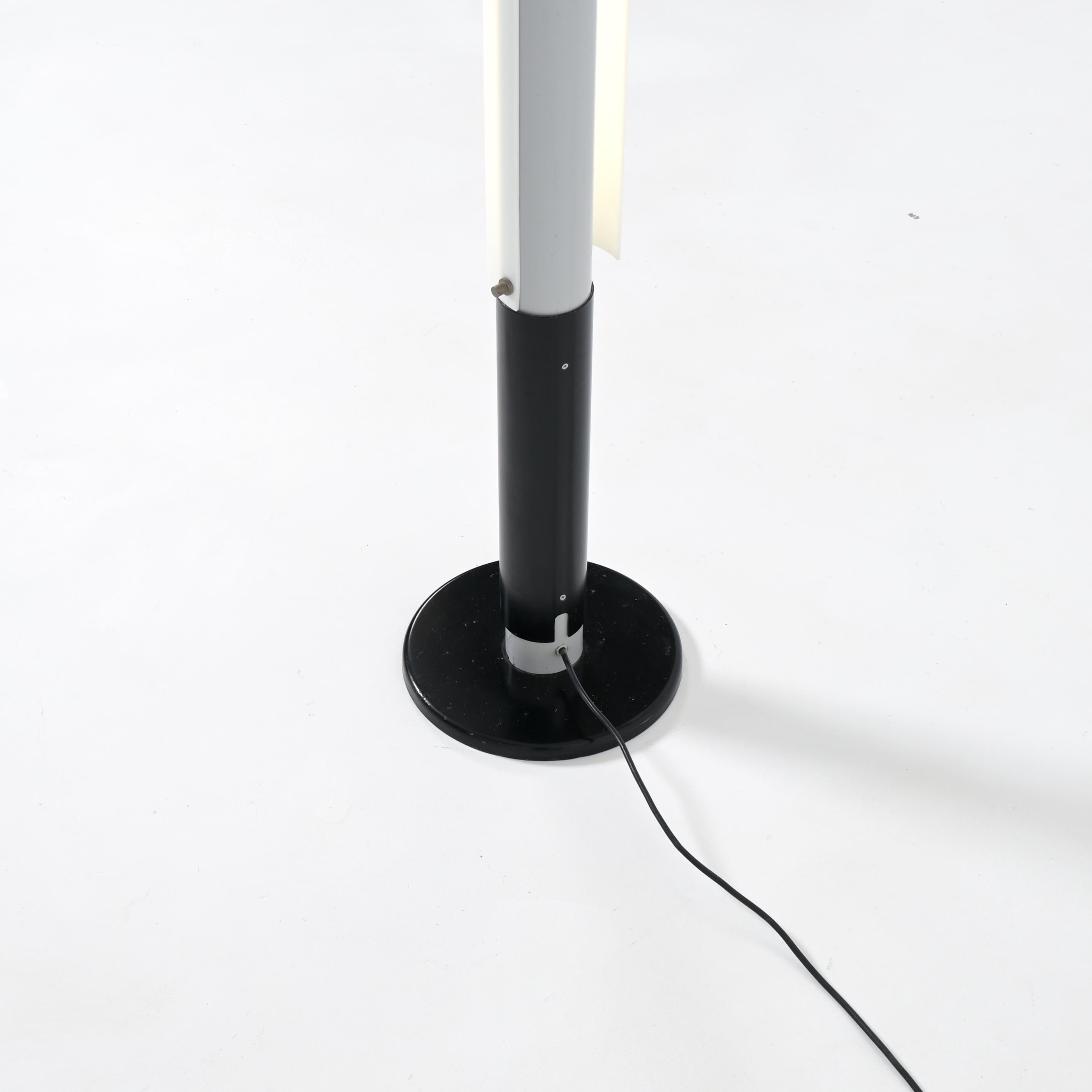 Lámpara de pie minimalista de Johan Niegeman para Artiforte Holandés en venta