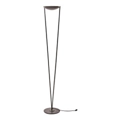 Lampada da terra minimalista
