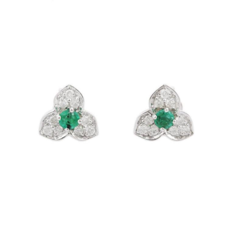 Round Cut Minimalist Genuine Emerald Diamond Flower Stud Earrings in Sterling Silver For Sale