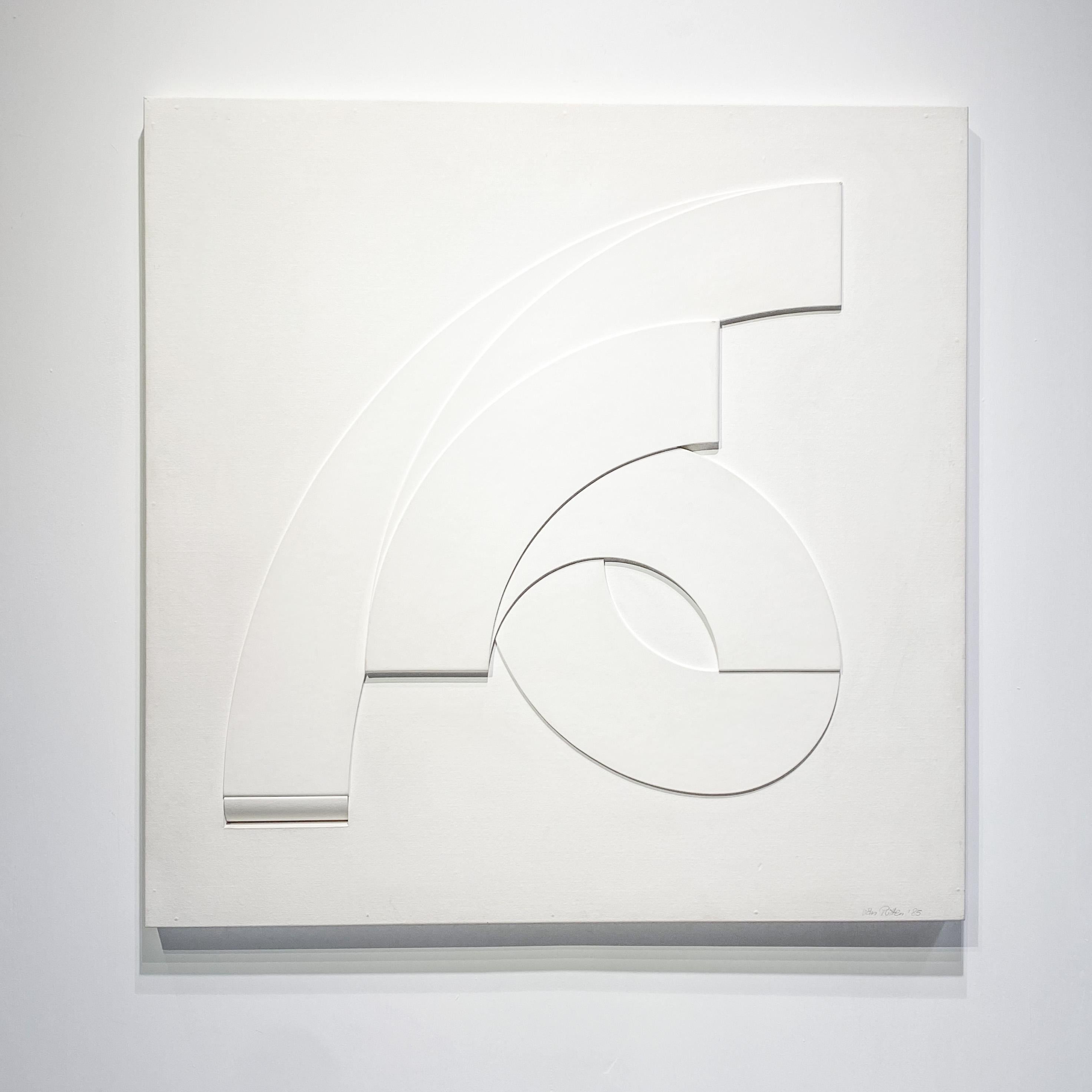 Relieve abstracto geométrico minimalista en blancos tonales de un artista holandés Pintado en venta
