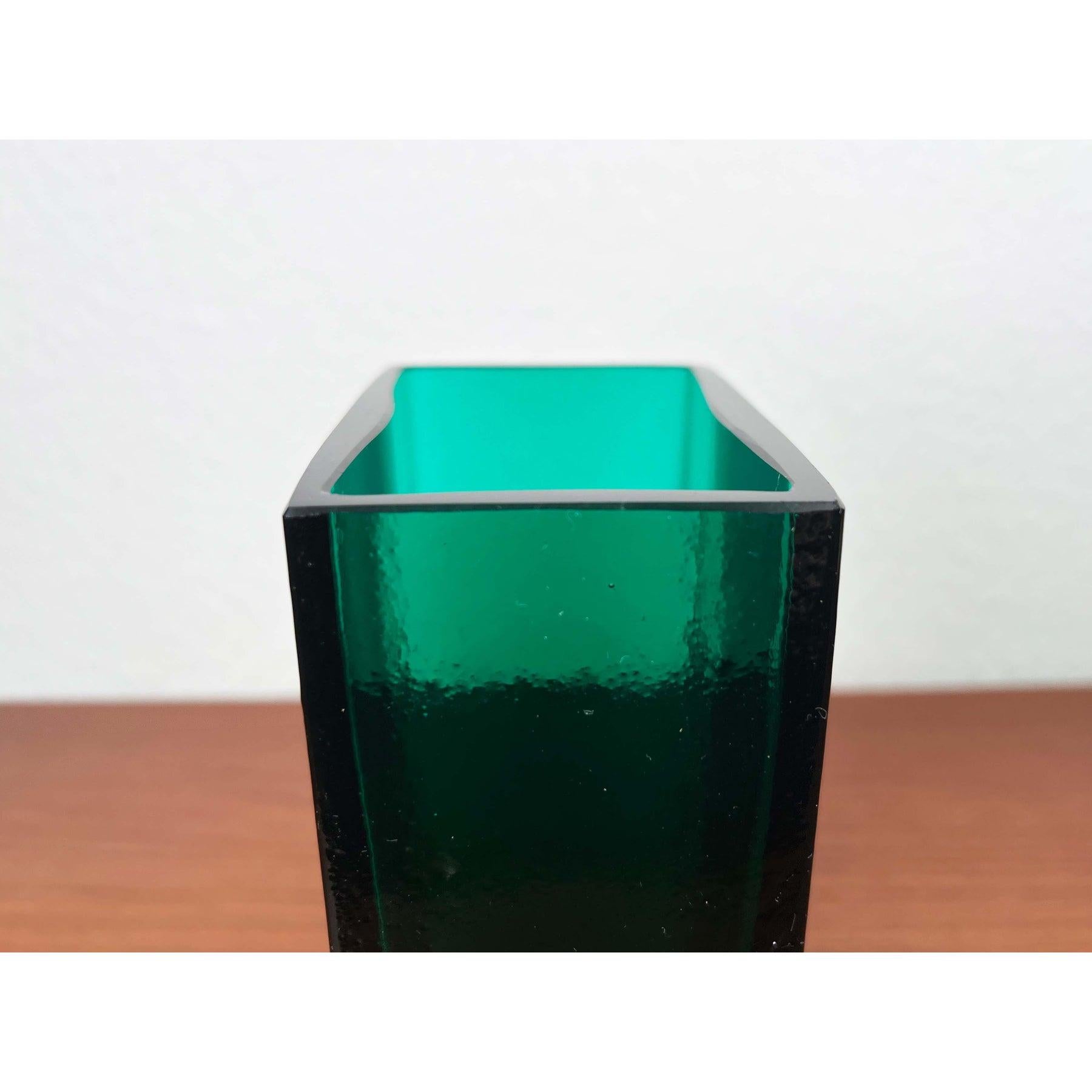 Minimalist Glass Block Vase from Finncristall, Finland, 1960s For Sale 5