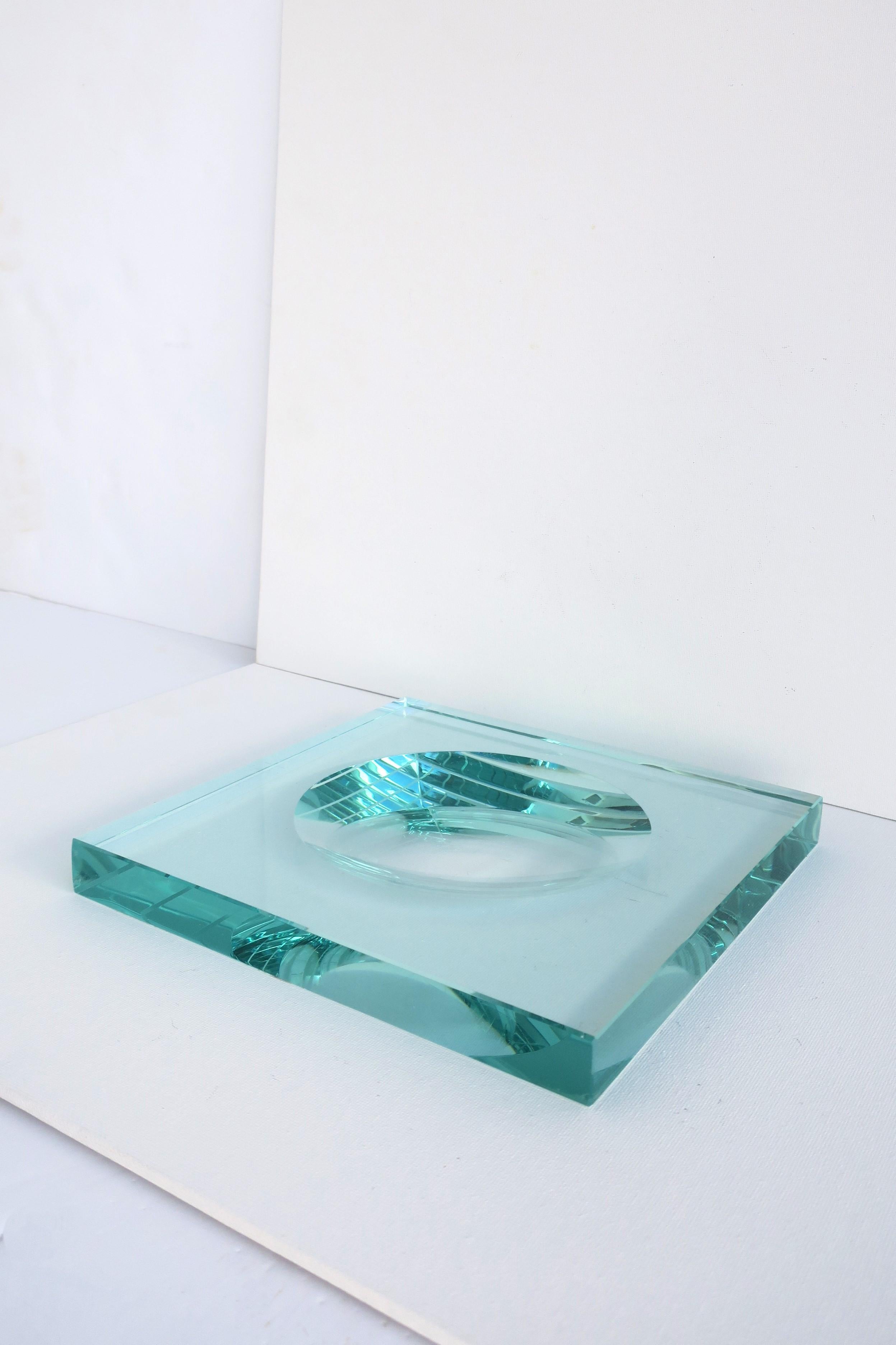 **Two available, each sold separately, as per listing. 

A beautiful all-glass transparent catchall vide-poche in the Minimalist or Post-Modern design style, in the style of Italian design Maison, Fontana Arte, circa late-20th century. Piece is