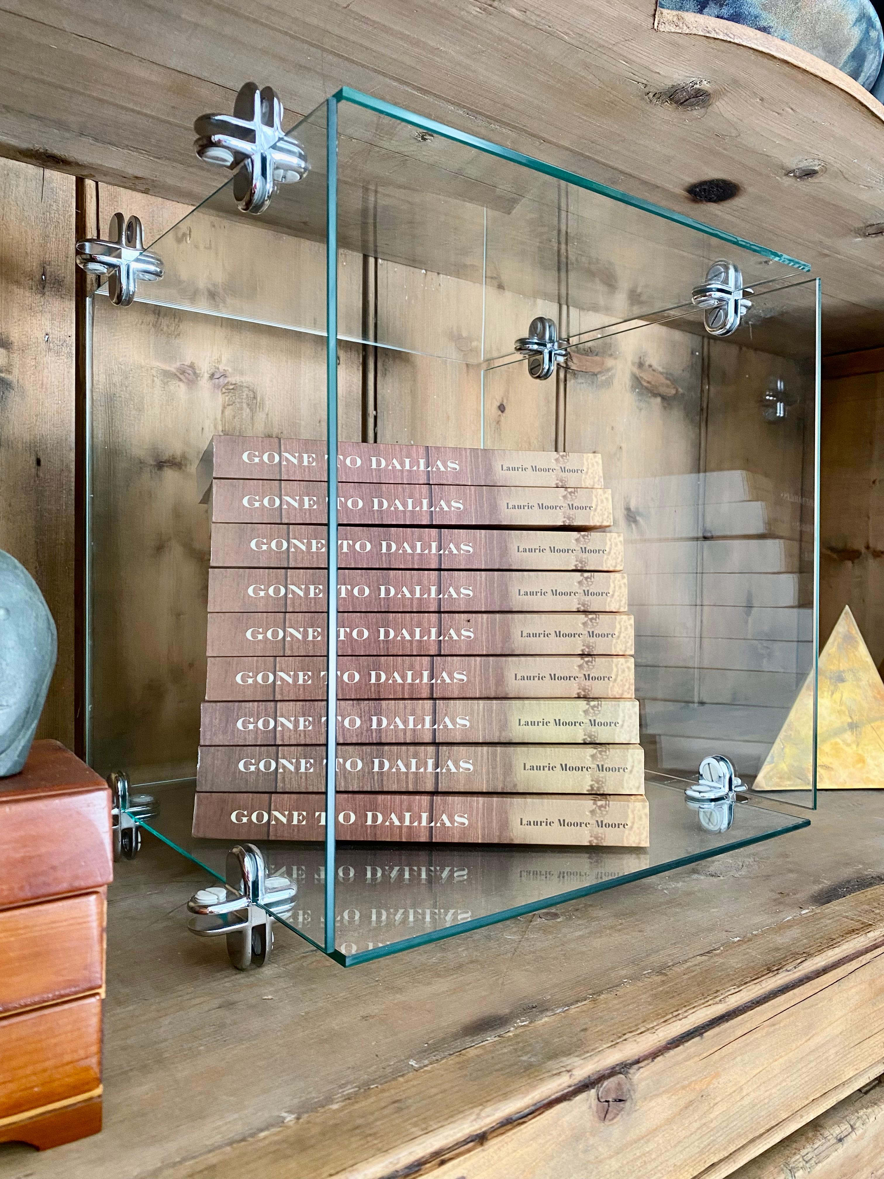 Minimalist Glass + Chrome Display Cube For Sale 4