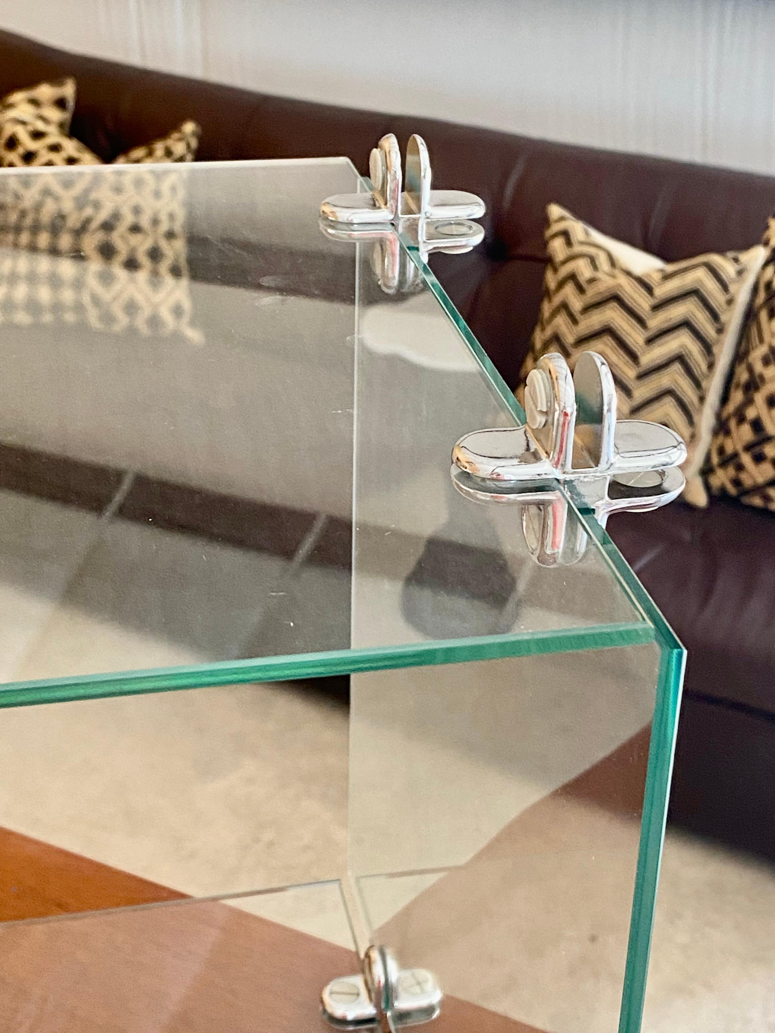 Minimalist Glass + Chrome Display Cube For Sale 10