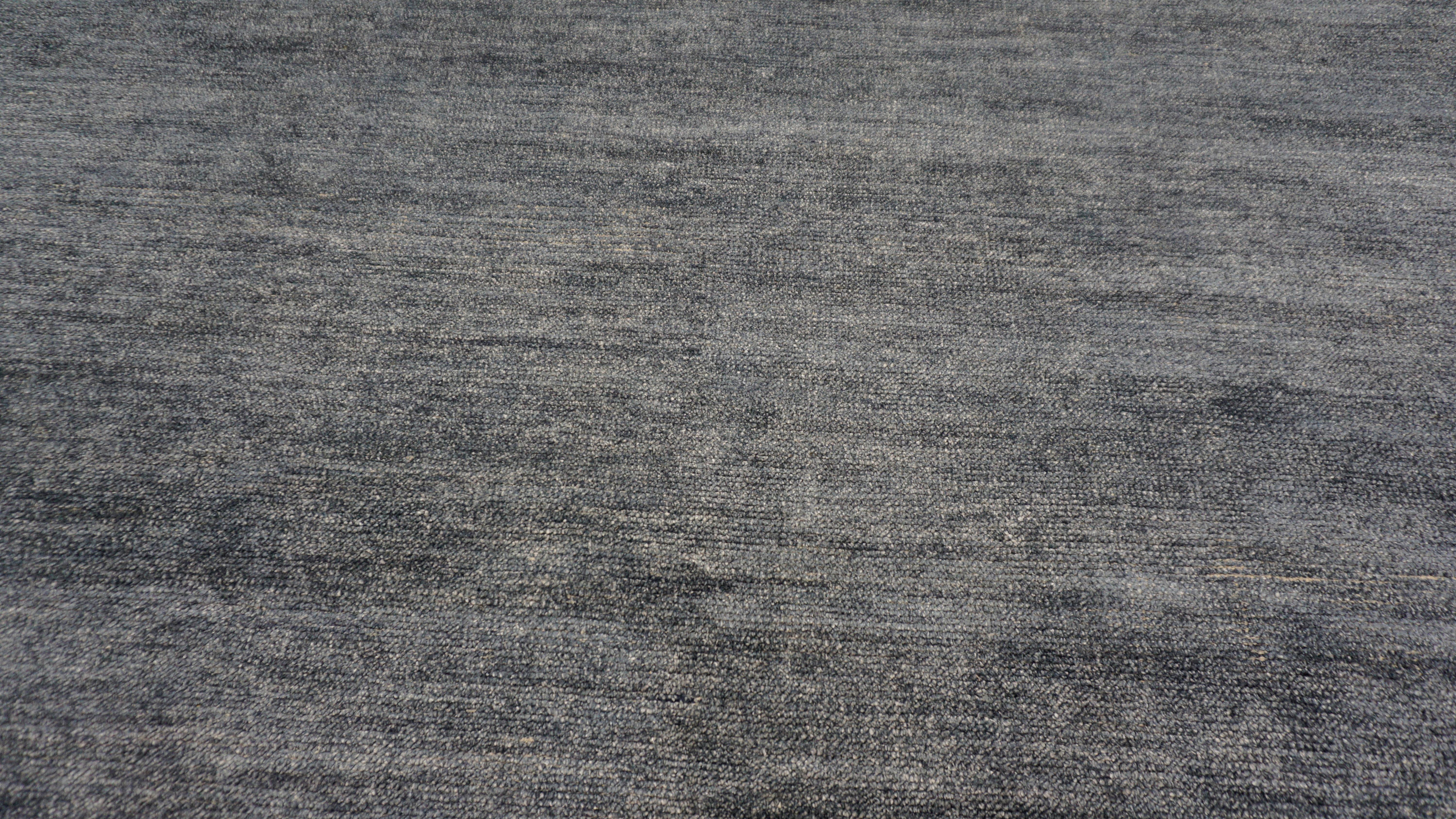 Minimalist Gray Blue Textured Hand-Knotted Wool Blend Rug 8'6''x11'6'' For Sale 8