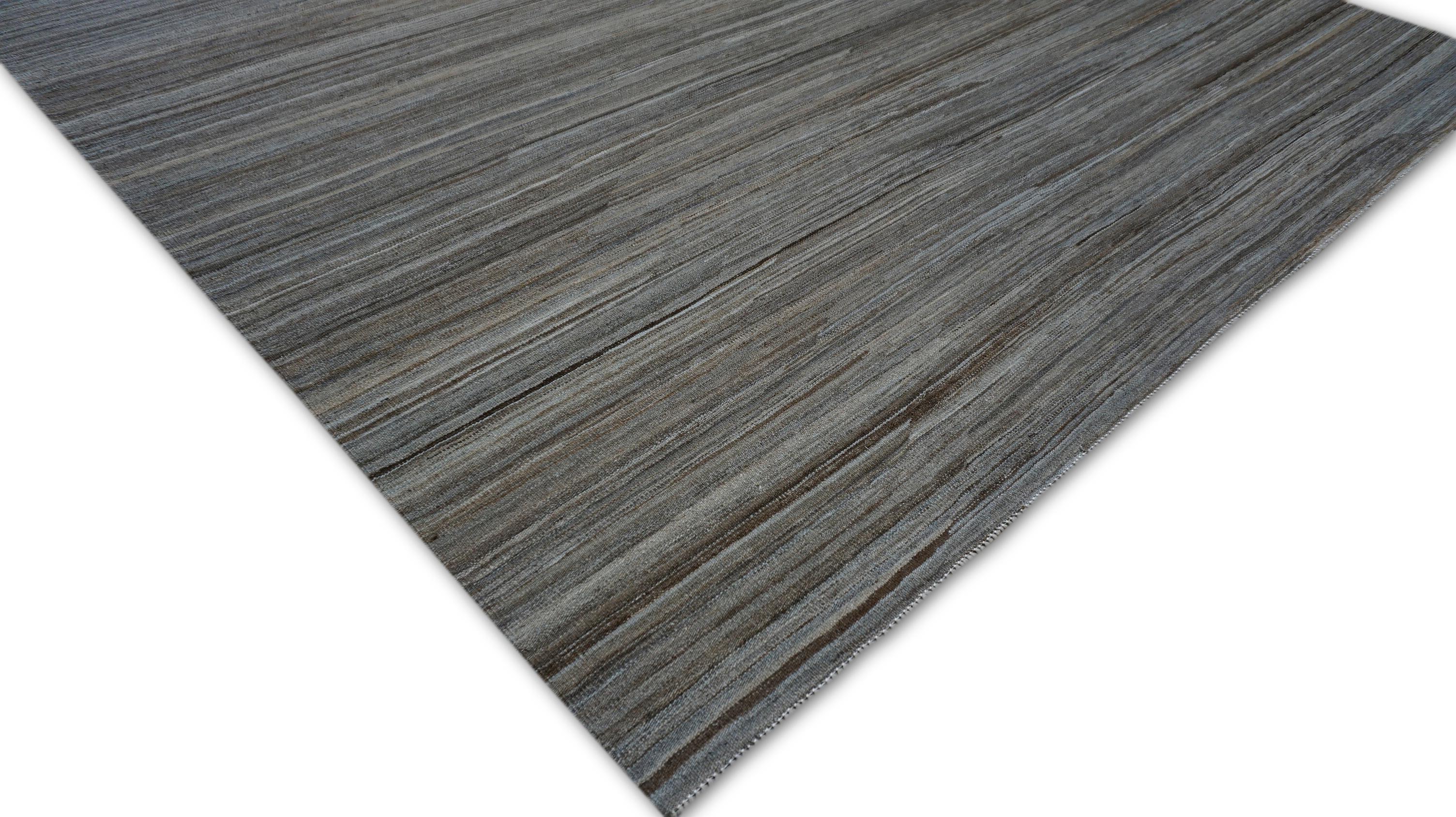 Kilim di lana minimalista in tonalità grigio-marrone, 8'5''x10'2'' In condizioni Nuovo in vendita a Torrance, CA