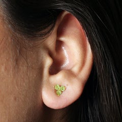 Minimalist Green Peridot Cluster Studs Earrings in 10KT Gold